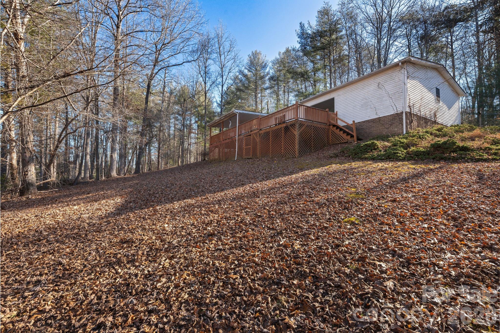 3435 Nelson Lane — Morganton