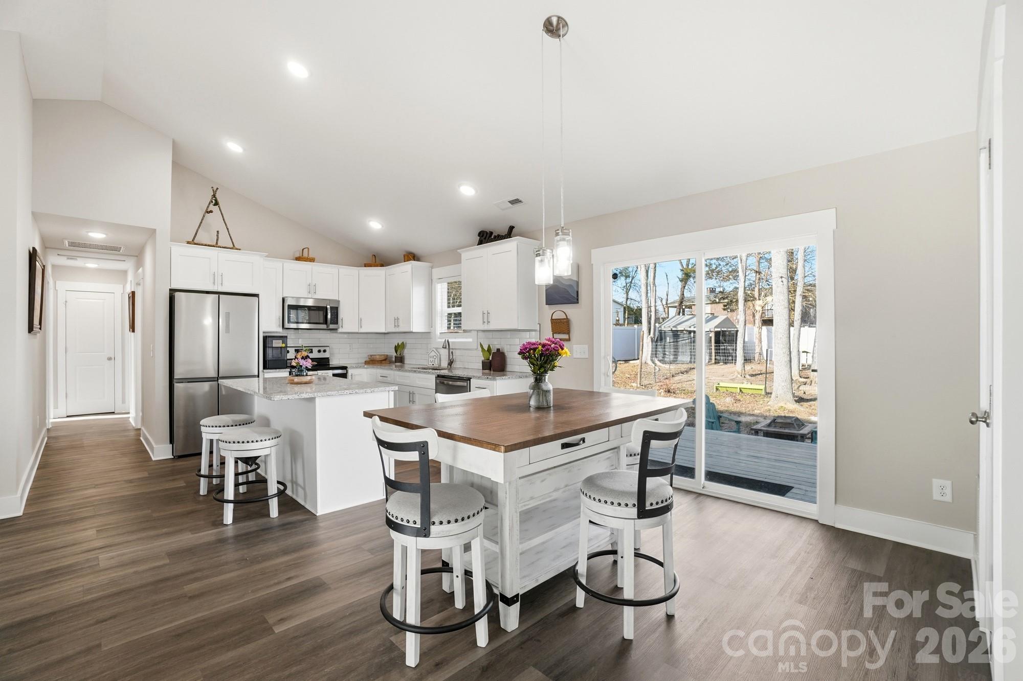 2305 Holly Lane — Shelby