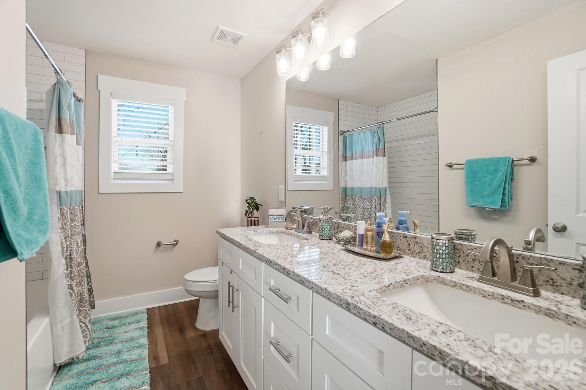 2305 Holly Lane — Shelby