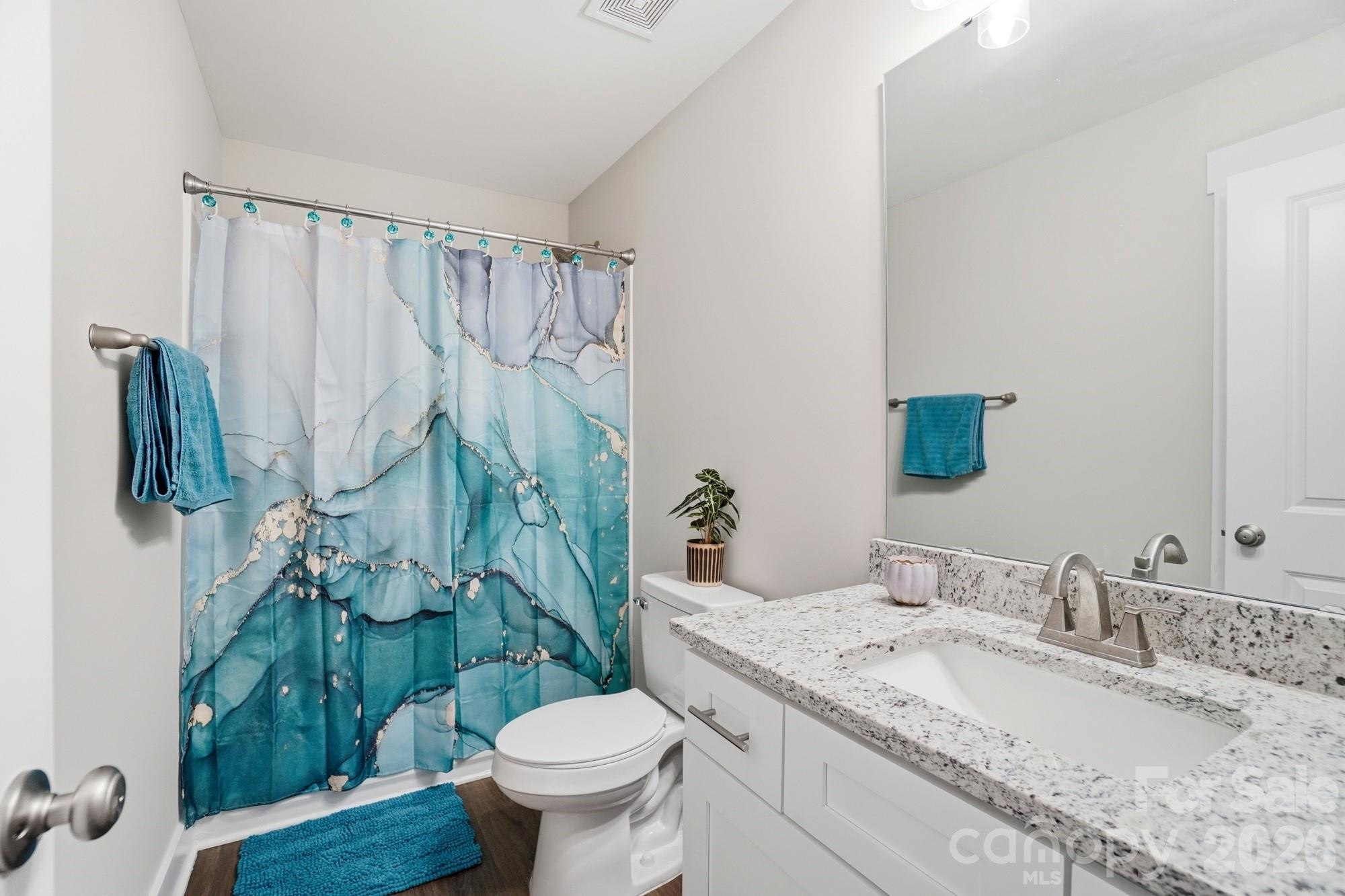 2305 Holly Lane — Shelby