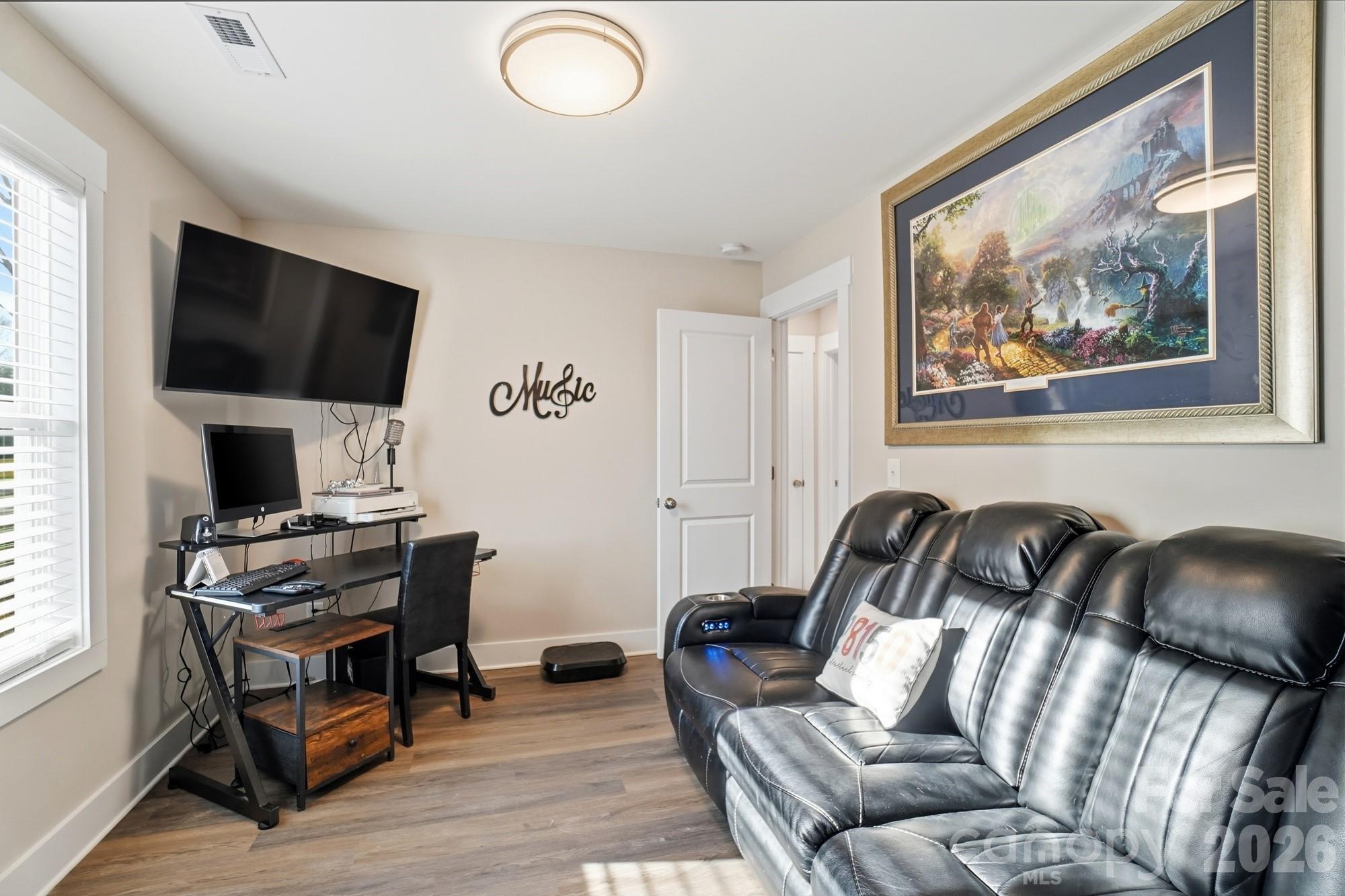 2305 Holly Lane — Shelby