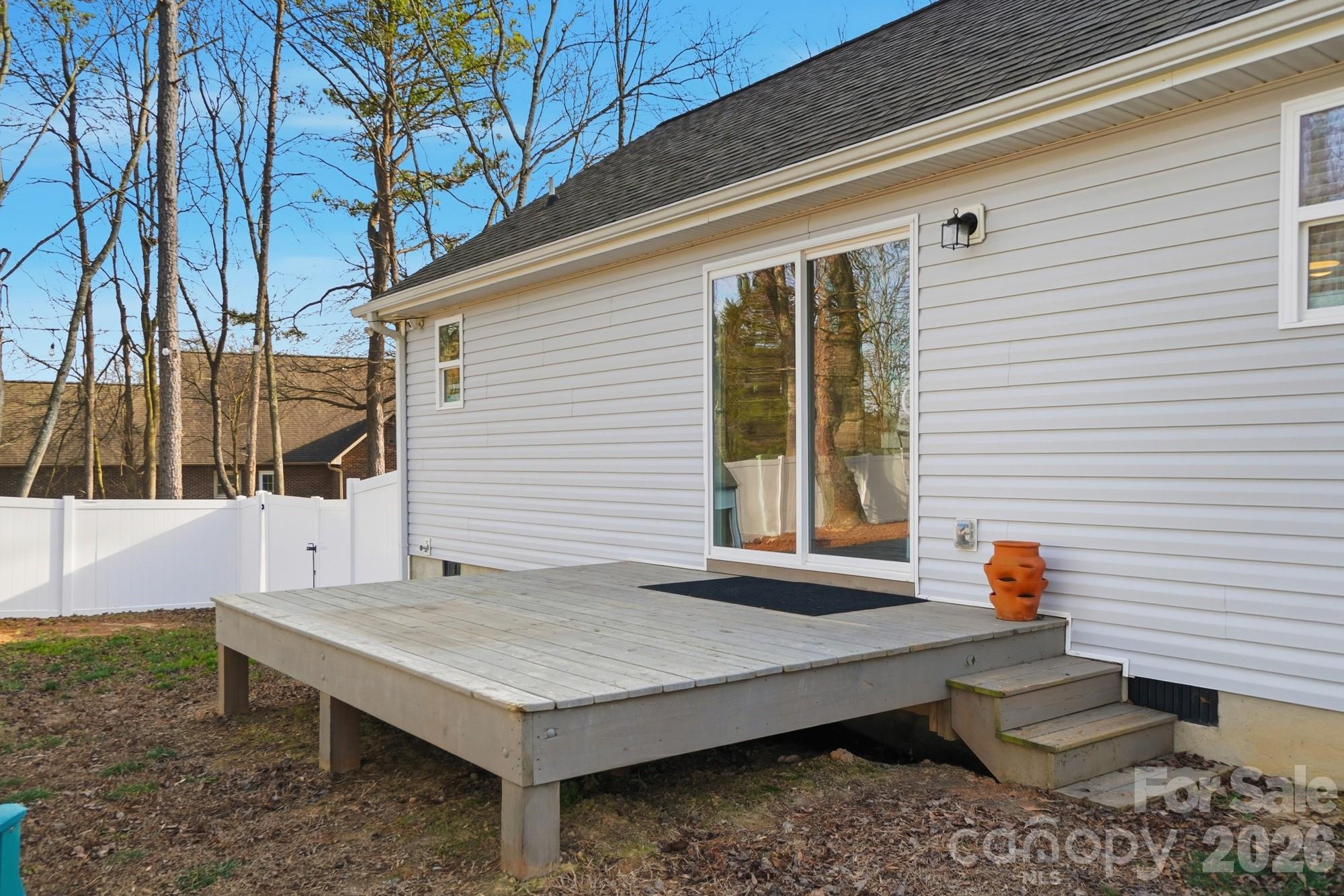 2305 Holly Lane — Shelby