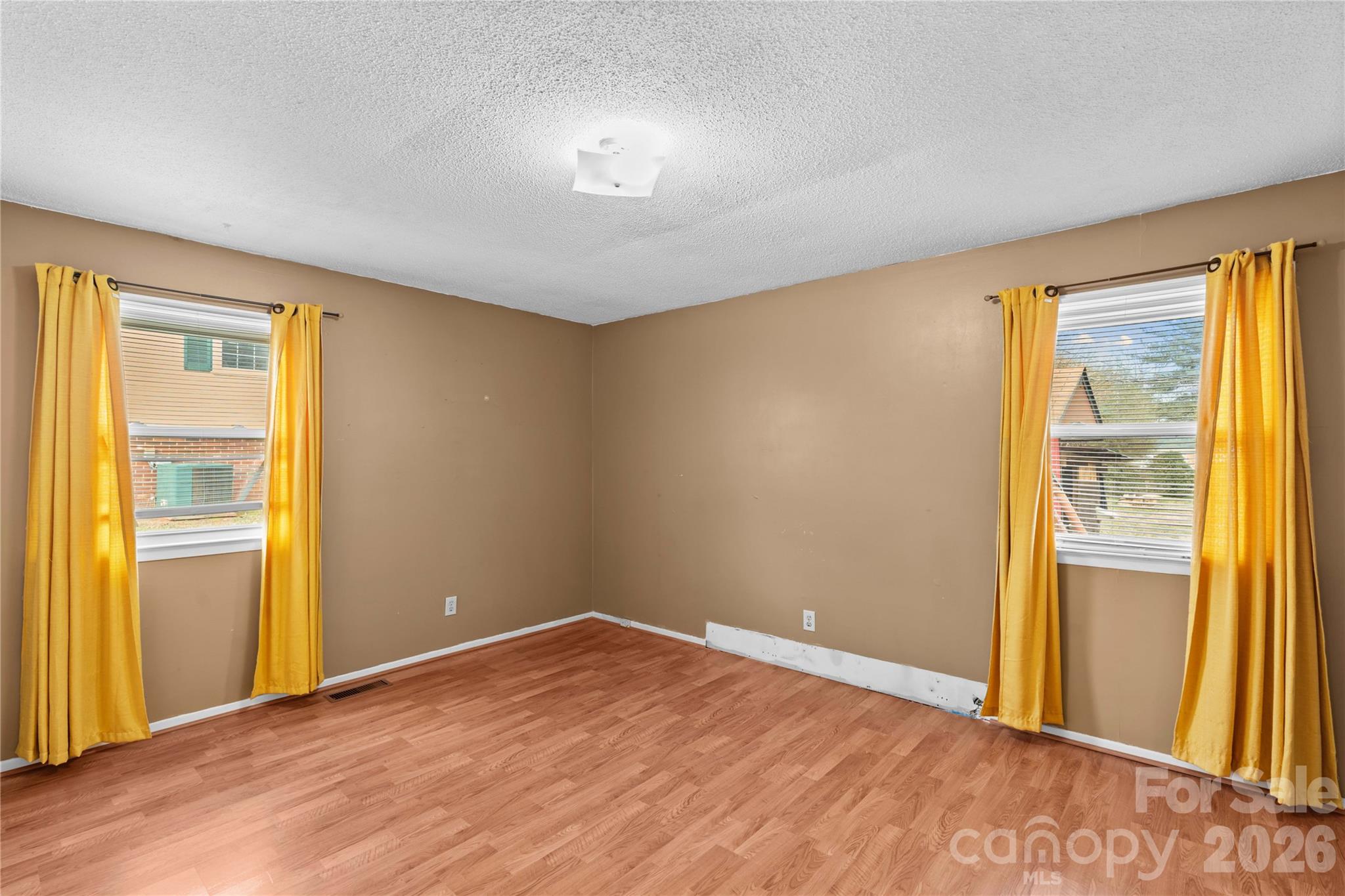 115 Pineview Court — Statesville