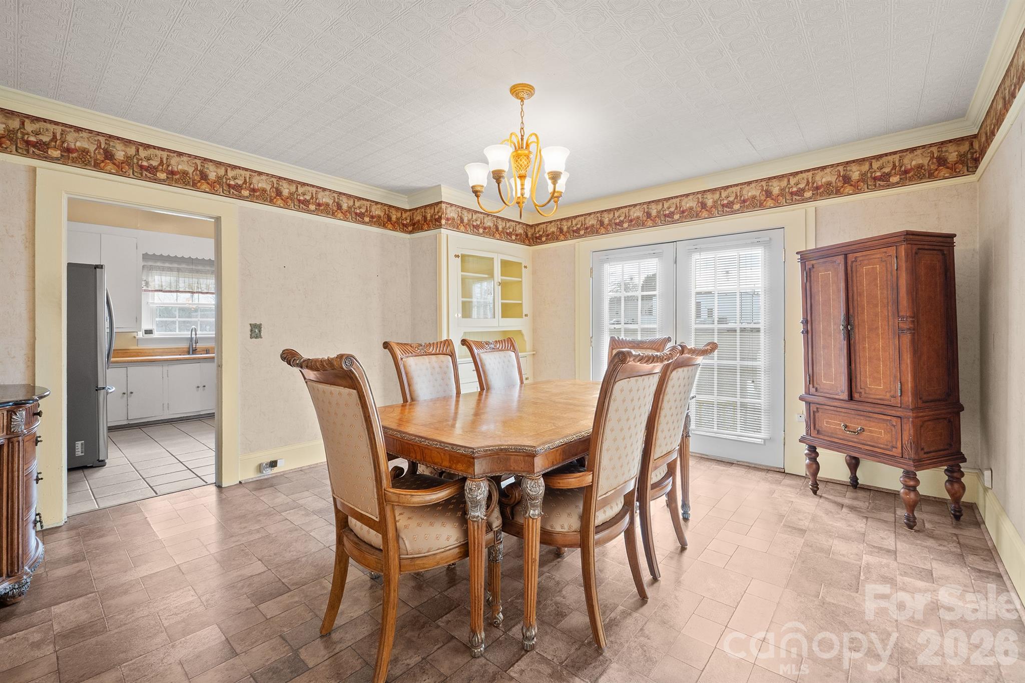 1244 21st Street NE — Hickory