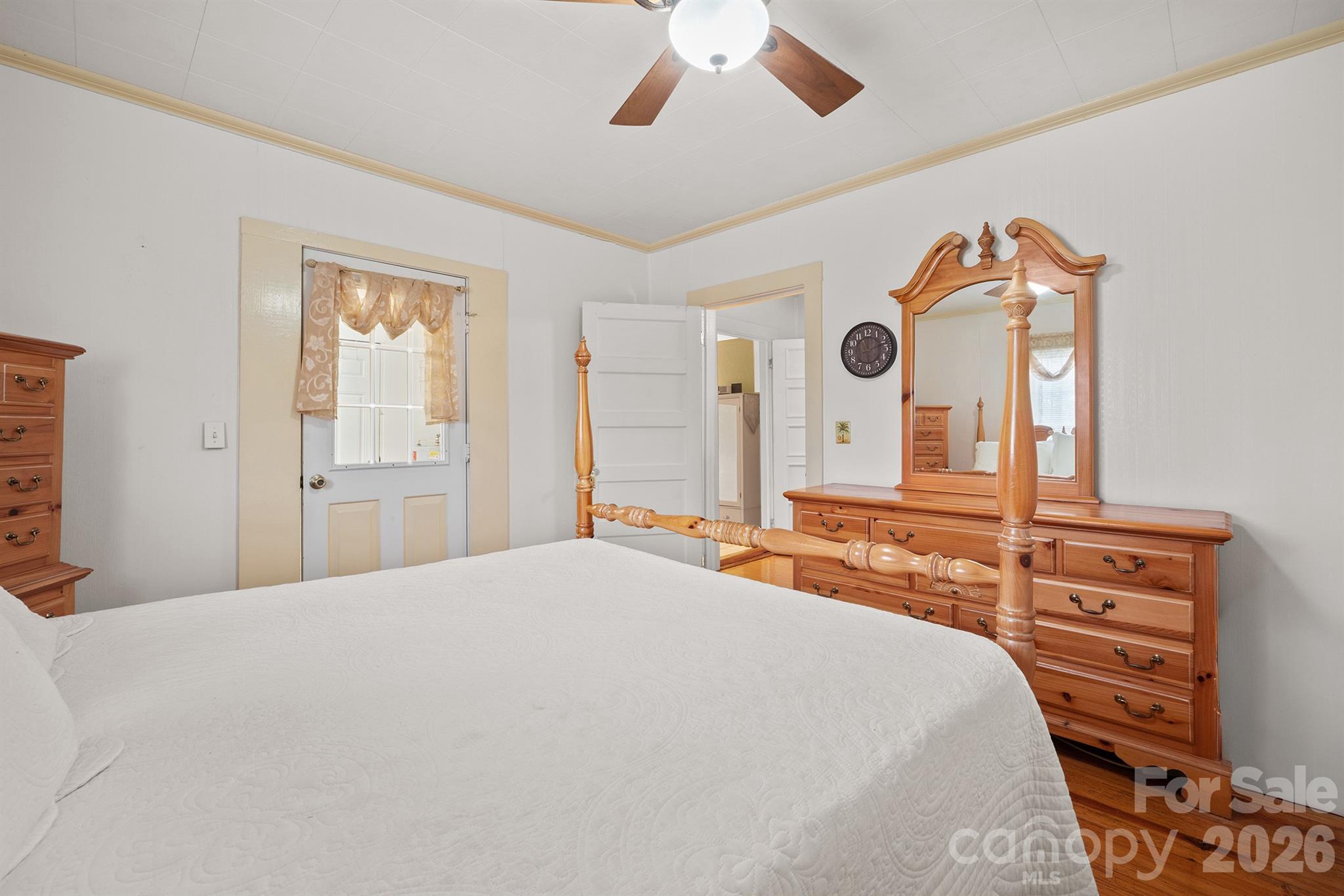 1244 21st Street NE — Hickory