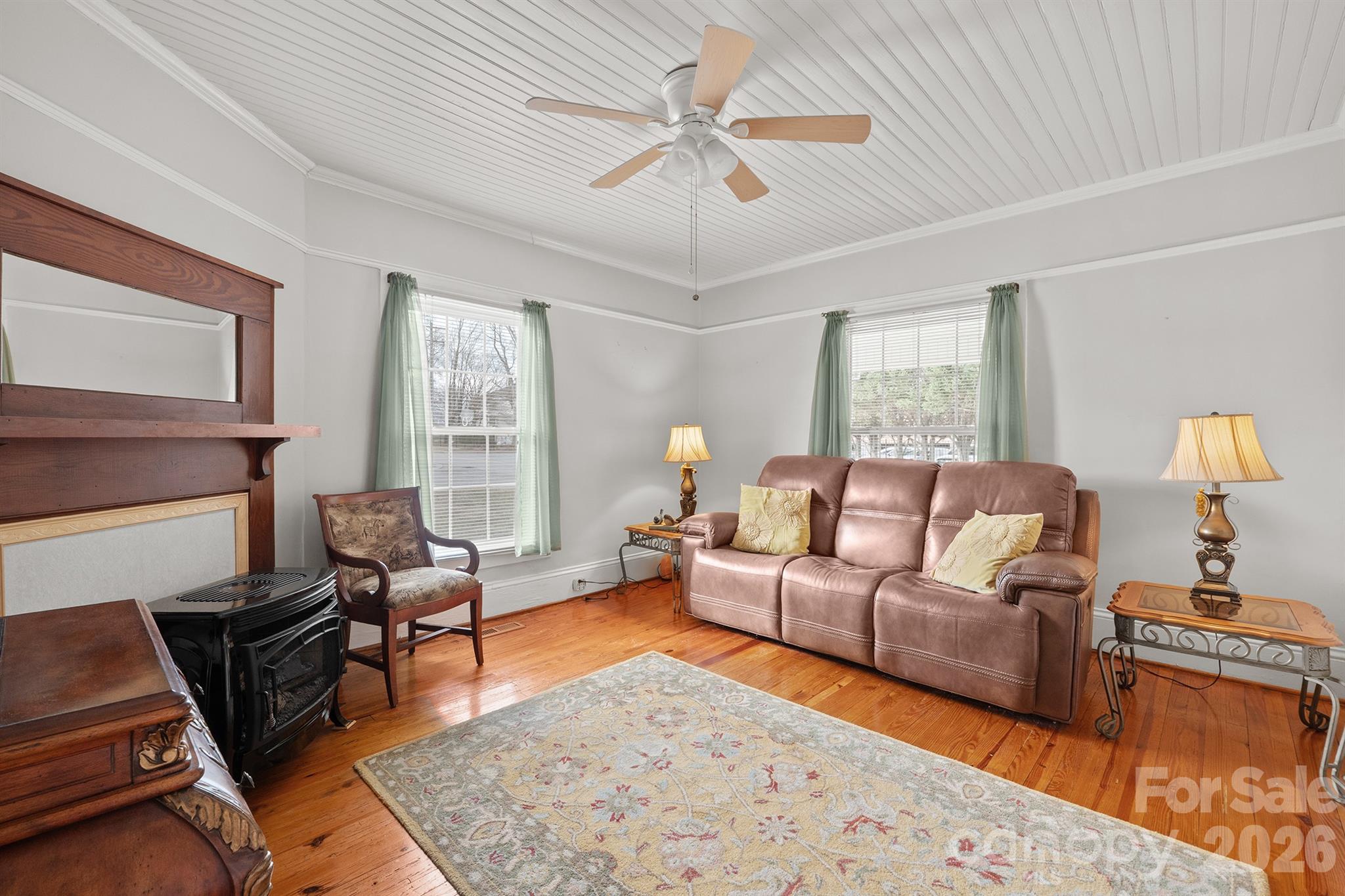 1244 21st Street NE — Hickory