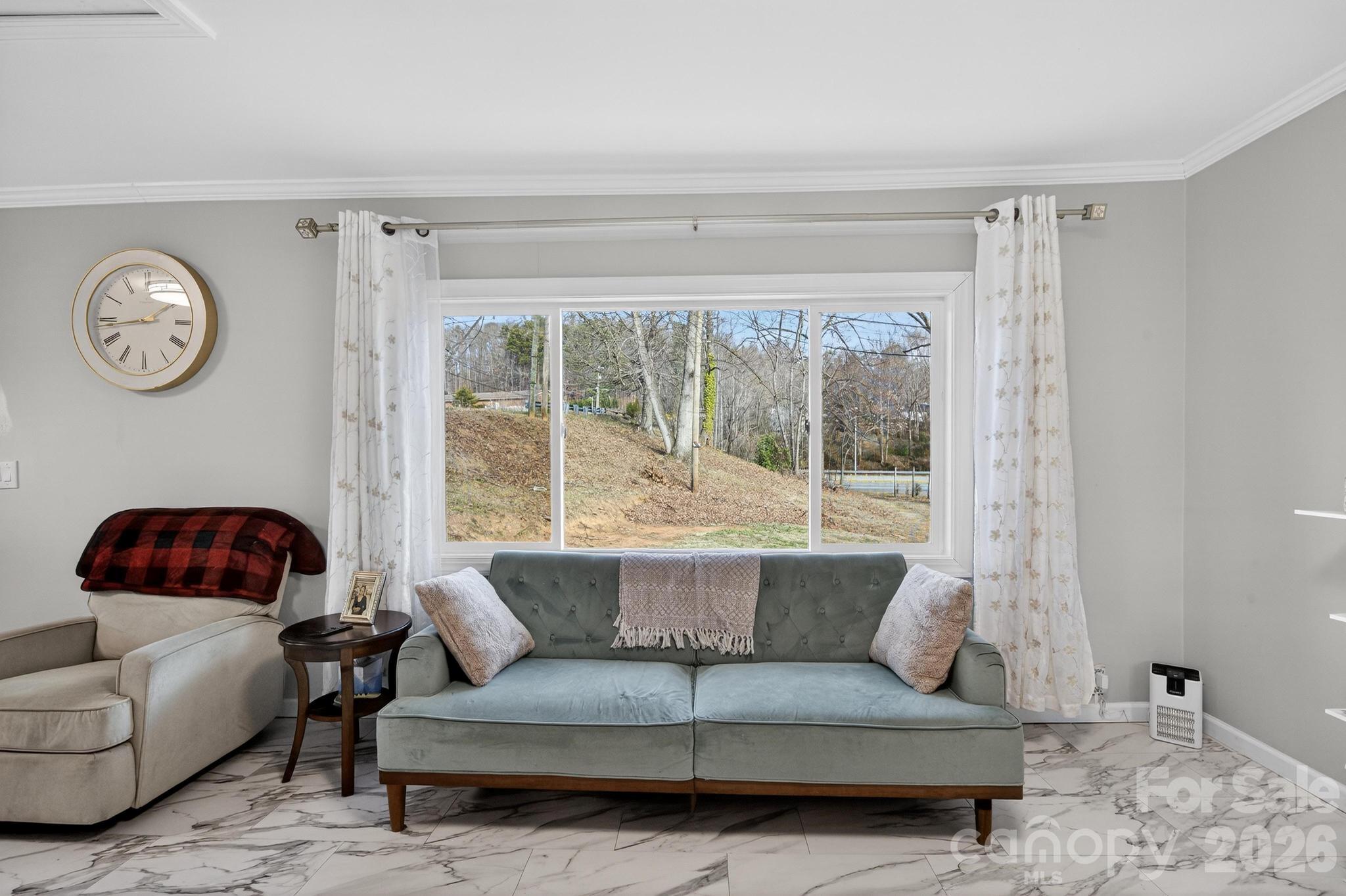105 Countryside Drive SW — Lenoir