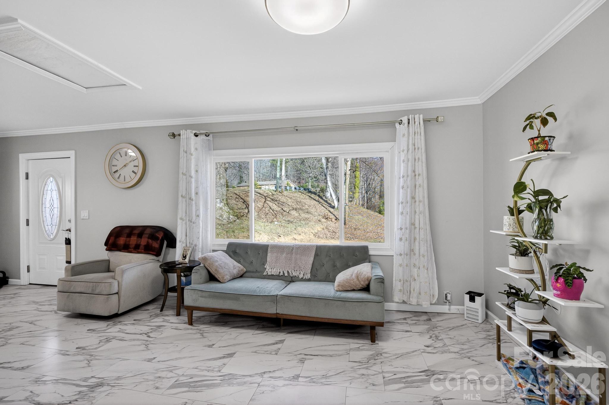105 Countryside Drive SW — Lenoir