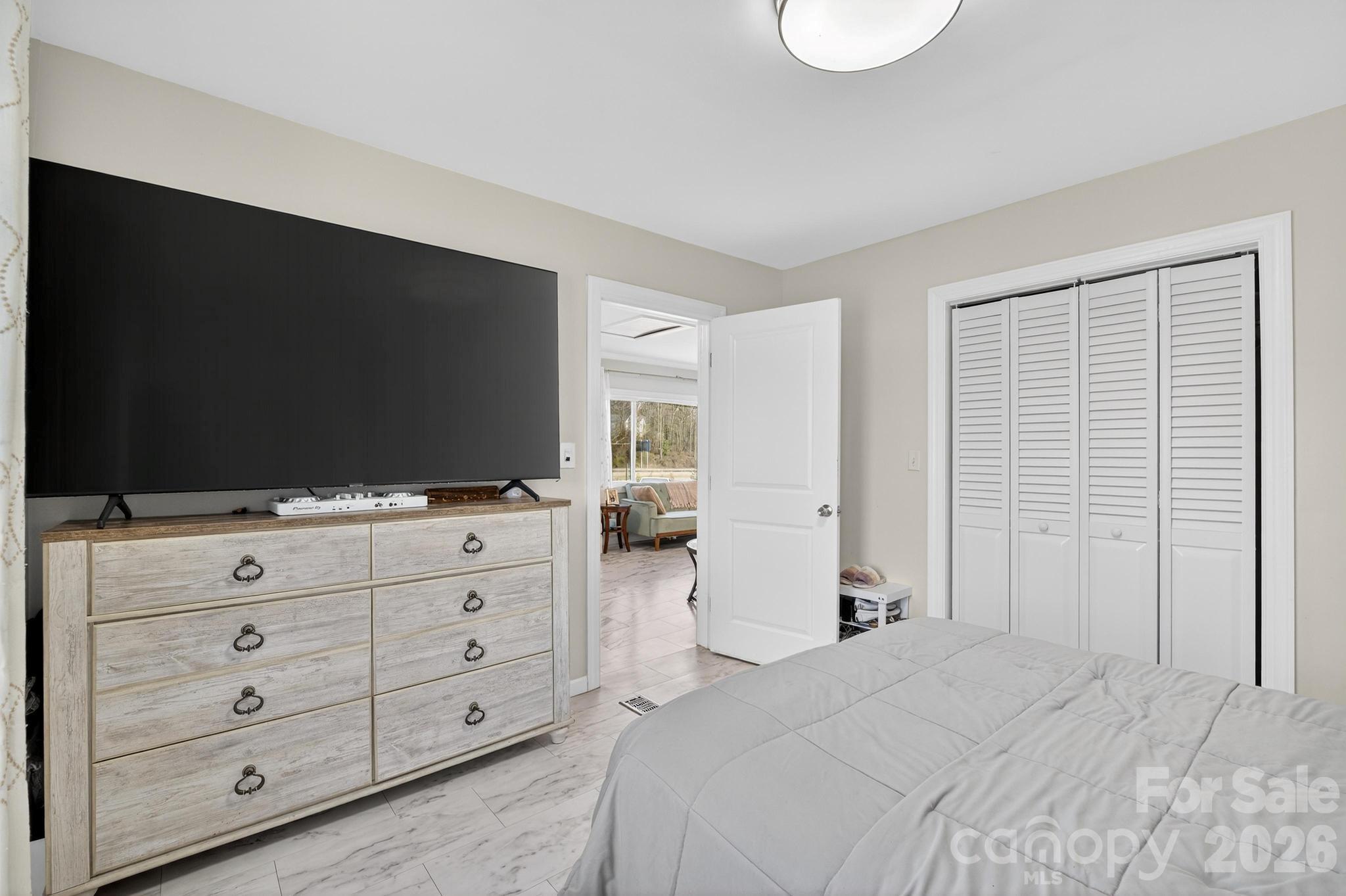 105 Countryside Drive SW — Lenoir