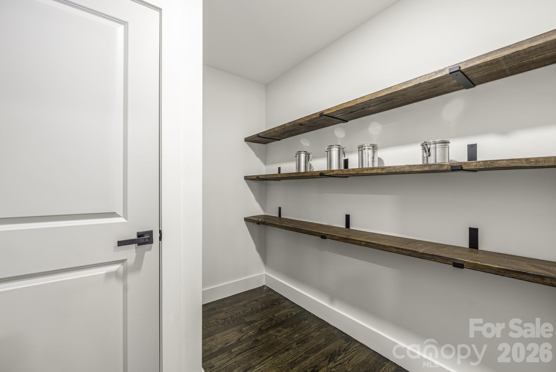 1713 Davis Park Road — Gastonia