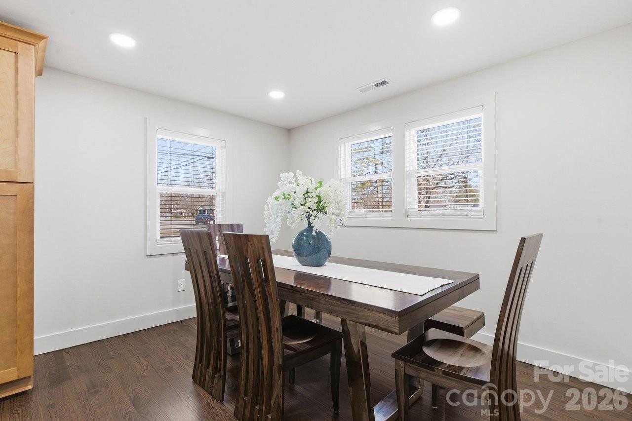 1713 Davis Park Road — Gastonia