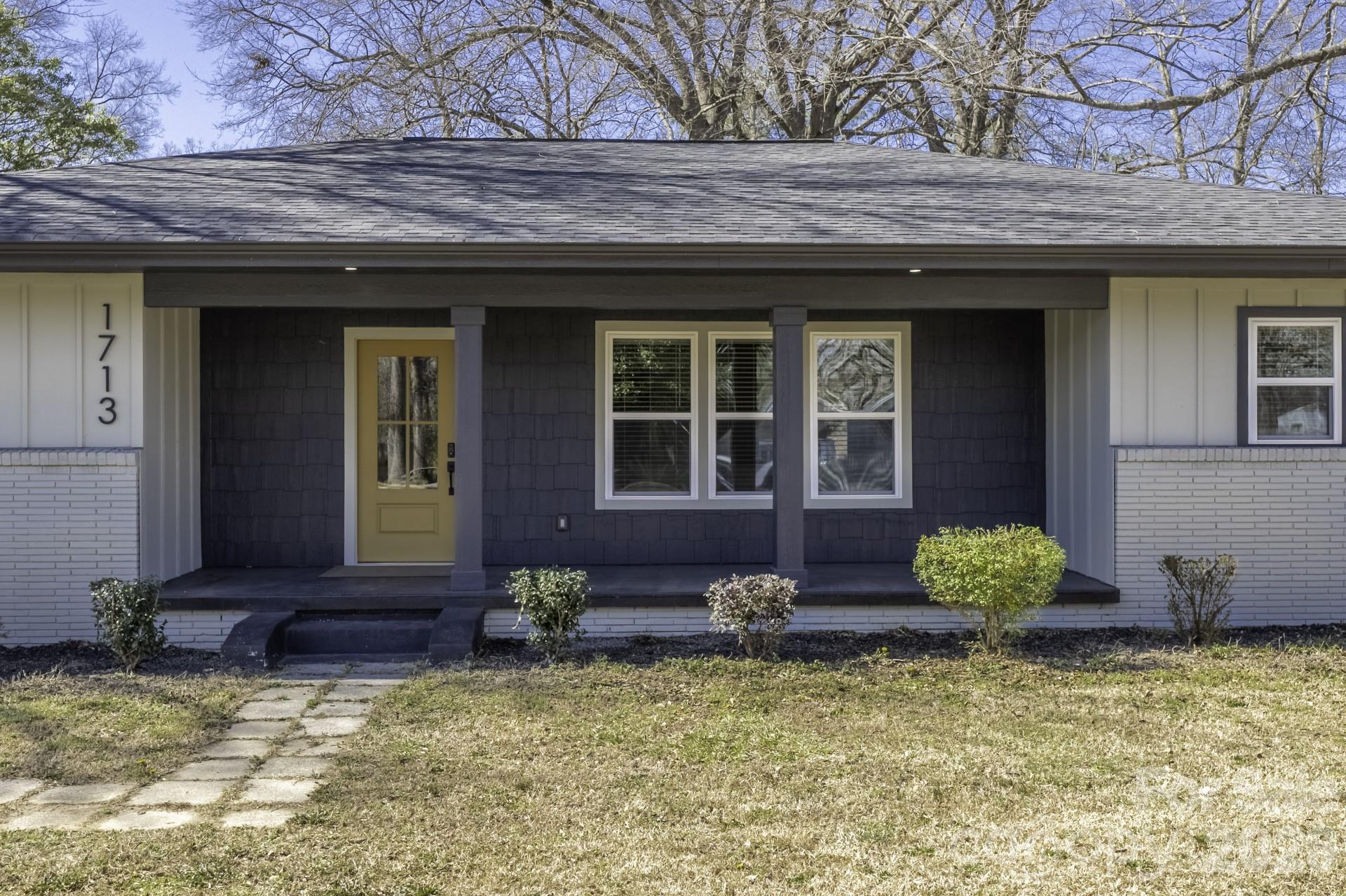1713 Davis Park Road — Gastonia