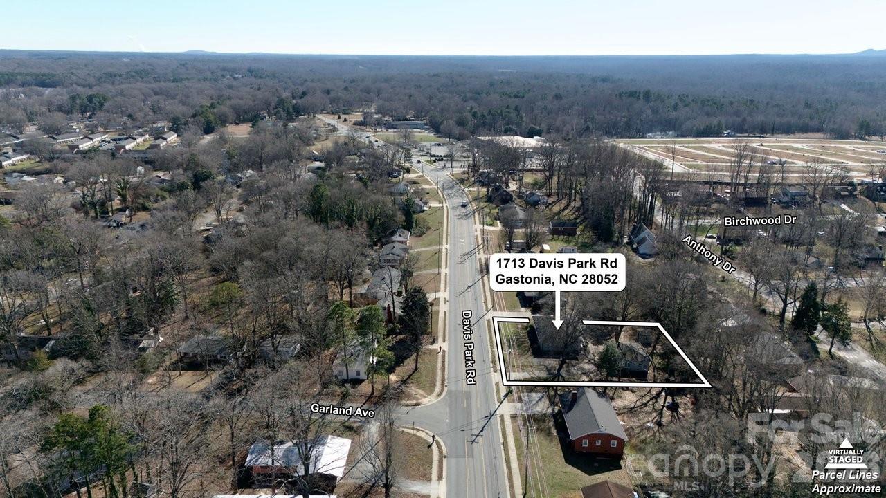 1713 Davis Park Road — Gastonia