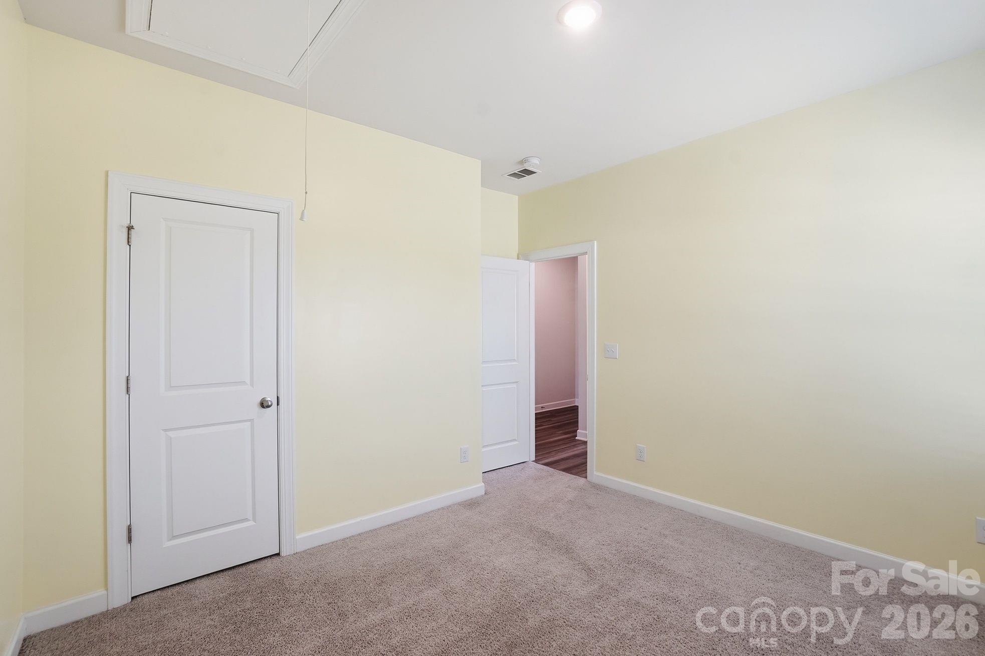 4526 Bright Road — Charlotte