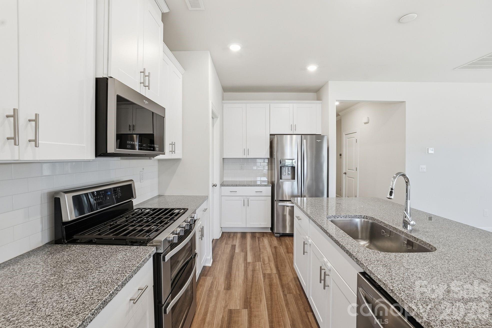 4526 Bright Road — Charlotte