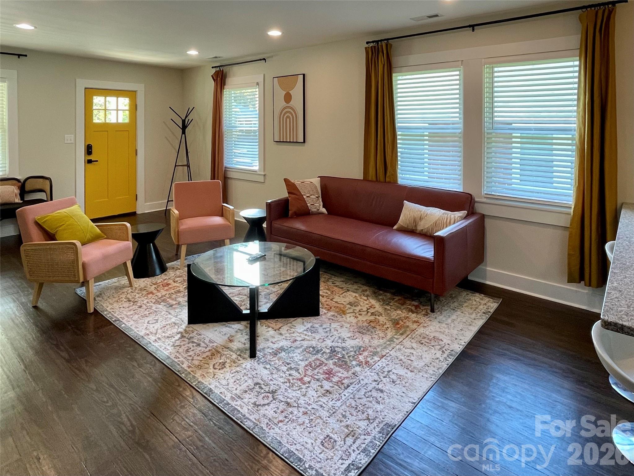 115 Powell Street — Swannanoa