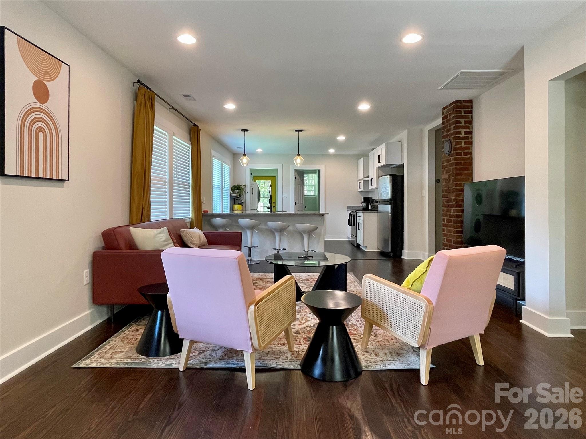 115 Powell Street — Swannanoa