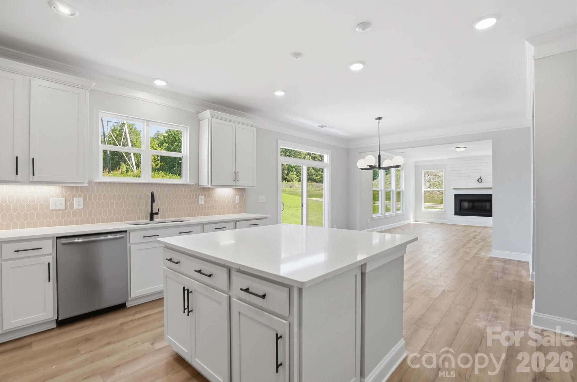 5939 New River Drive — Huntersville