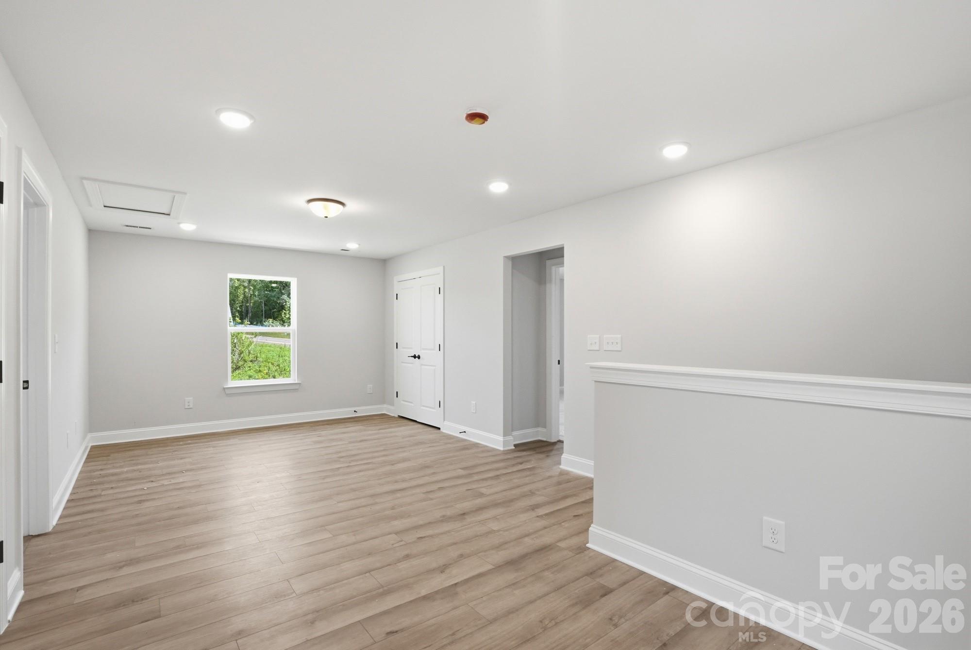 5939 New River Drive — Huntersville