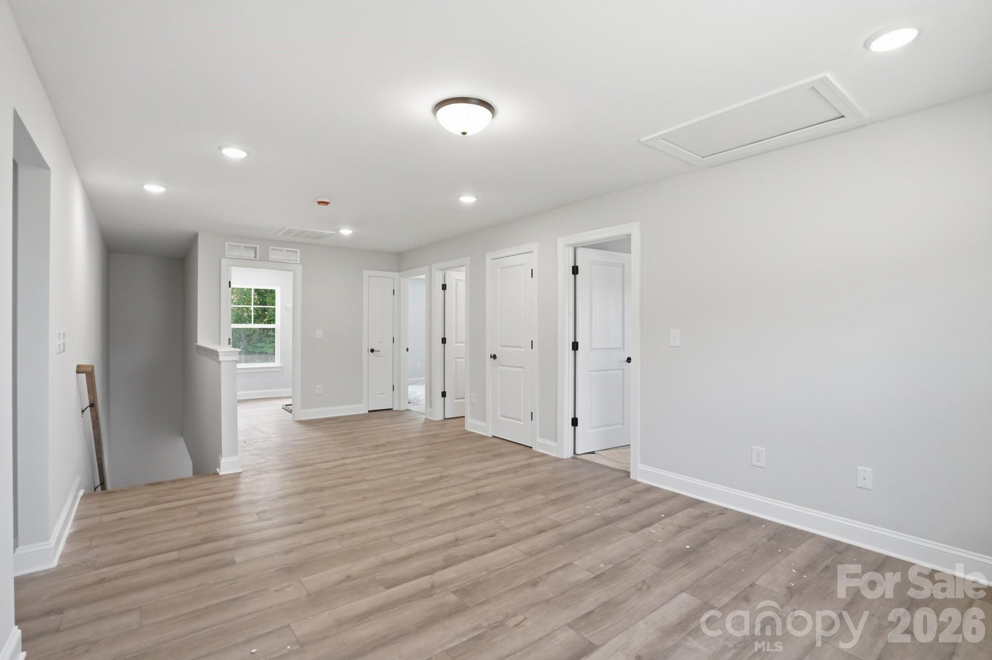 5939 New River Drive — Huntersville