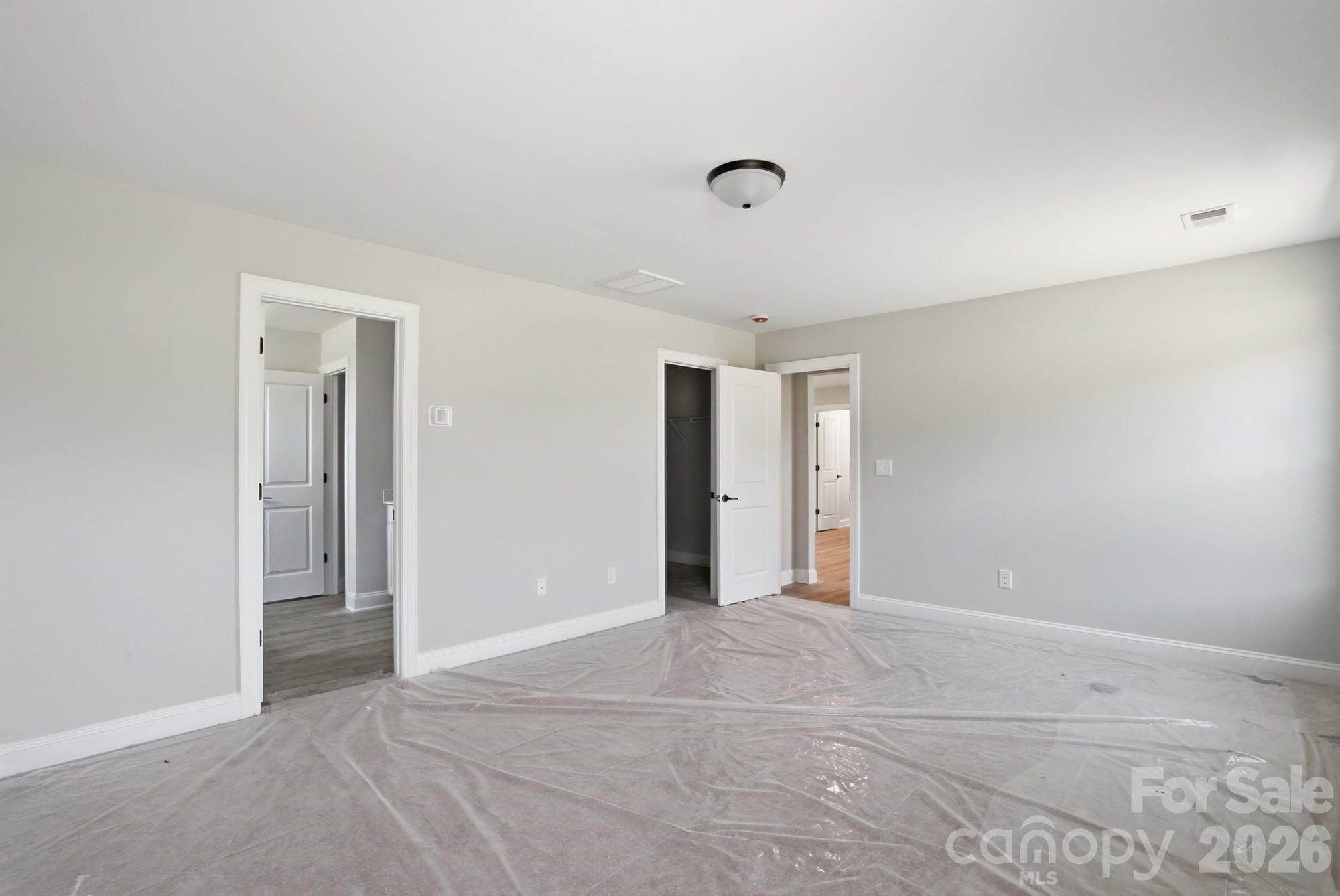 5939 New River Drive — Huntersville