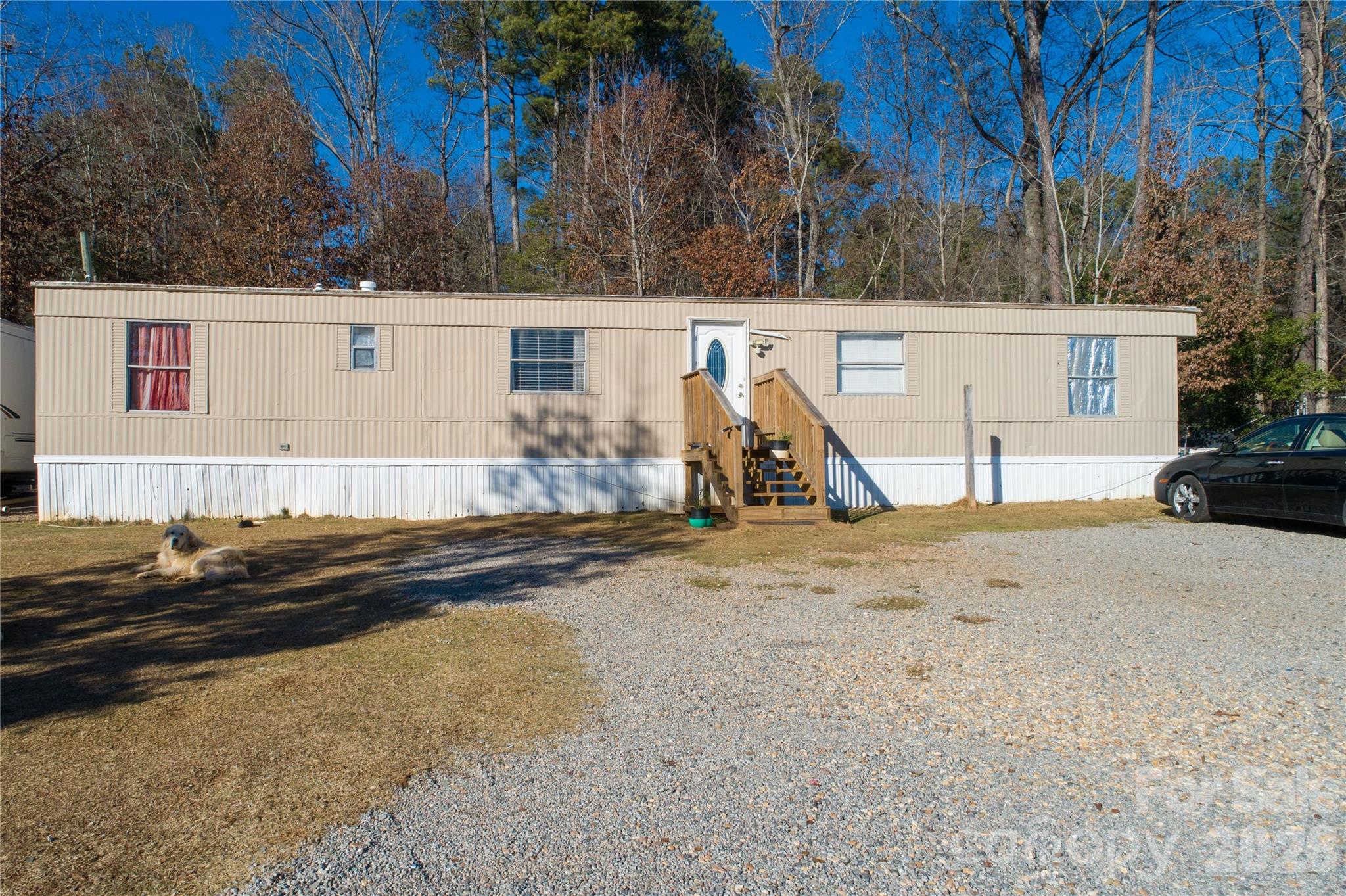 153 Lake Road — Rockingham
