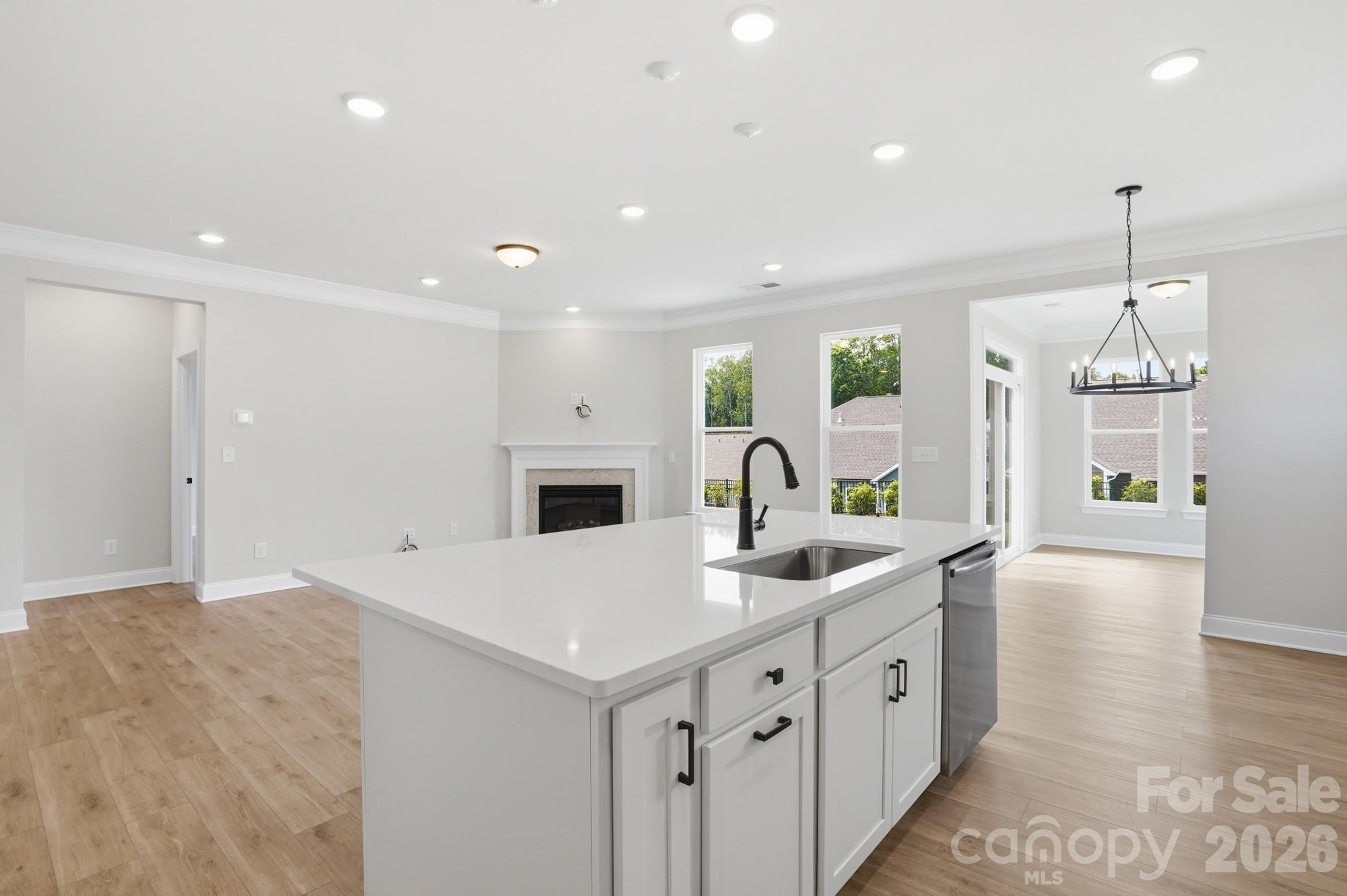 122 S Dunlavin Way — Mooresville