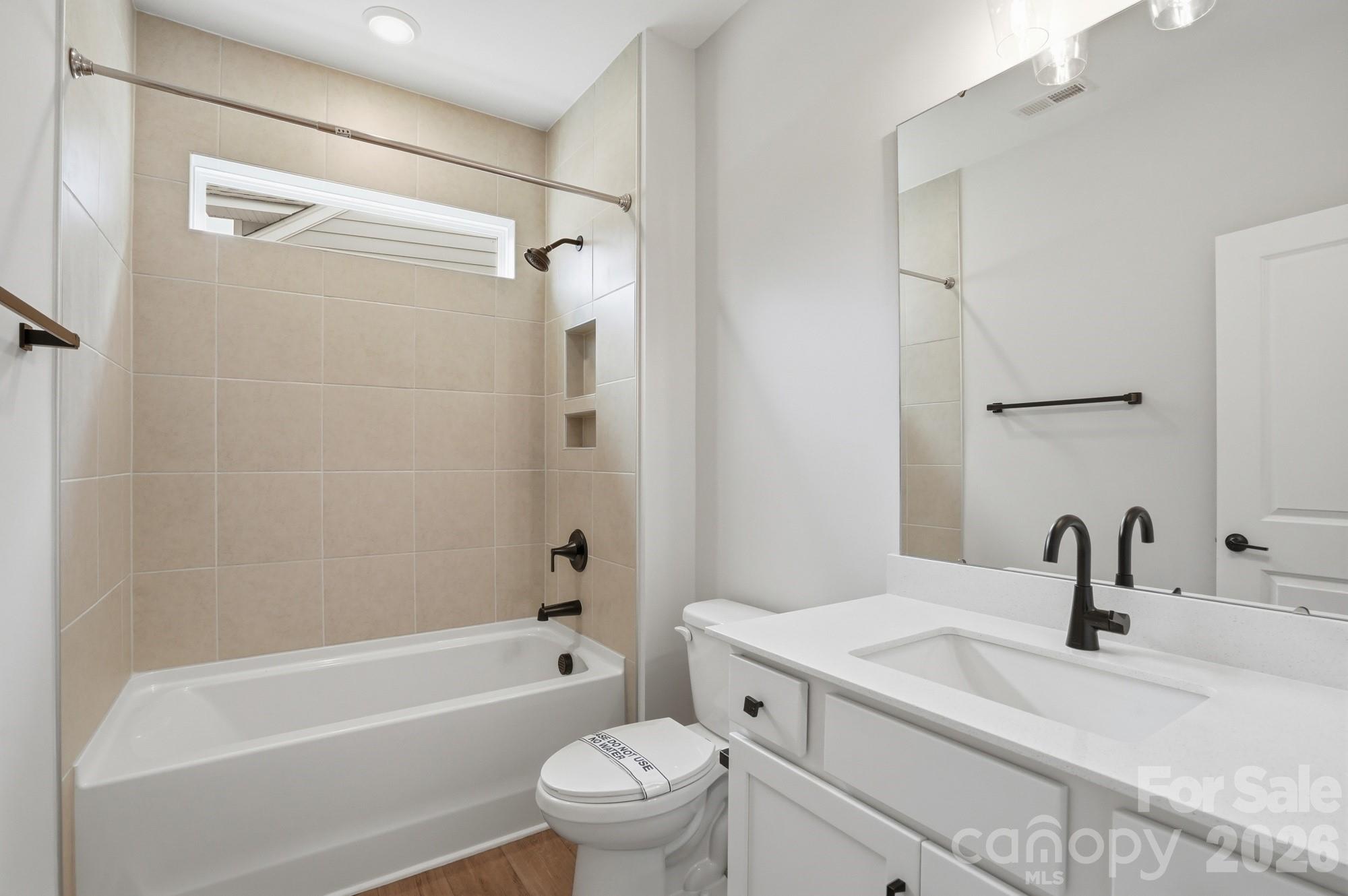 122 S Dunlavin Way — Mooresville
