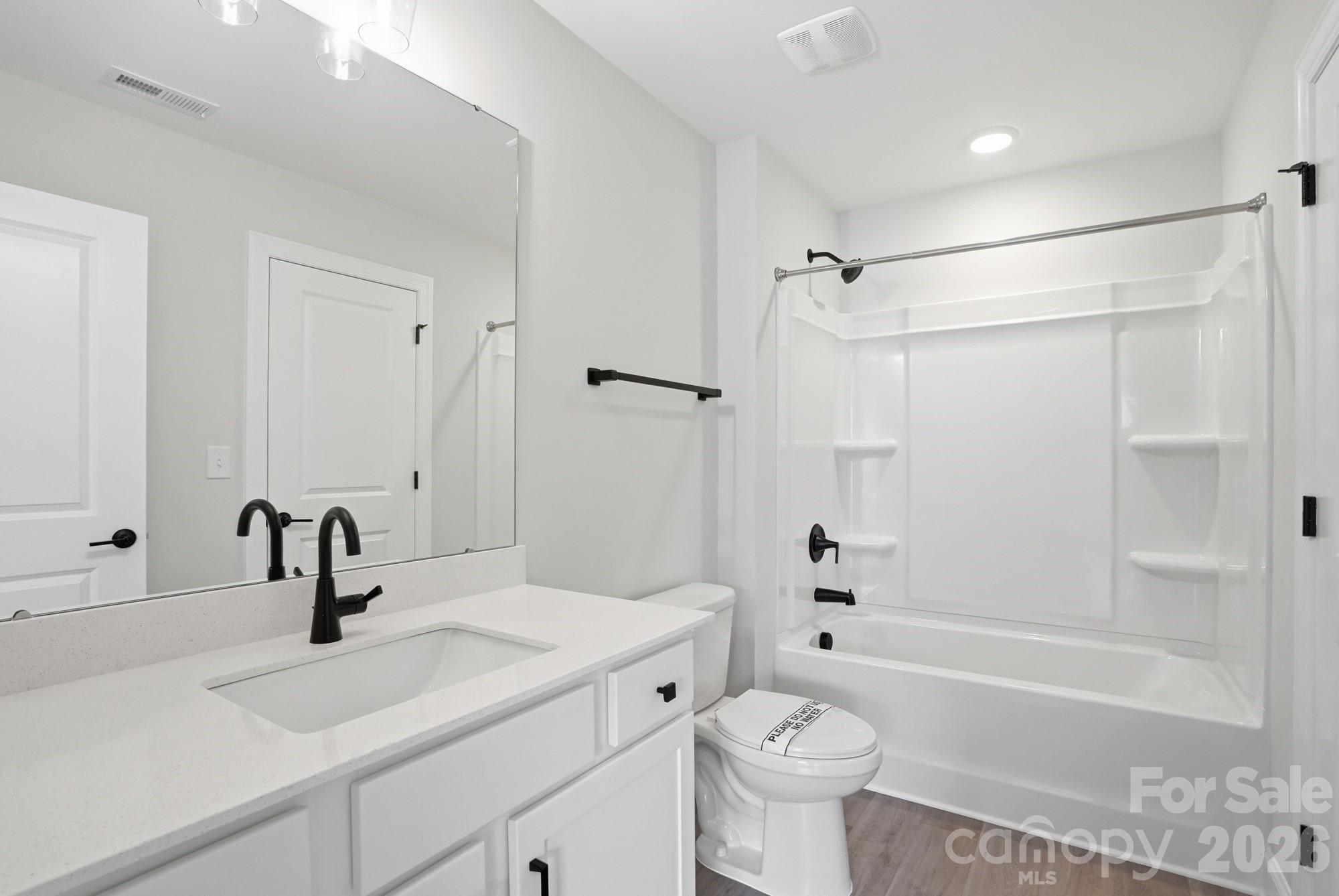 122 S Dunlavin Way — Mooresville