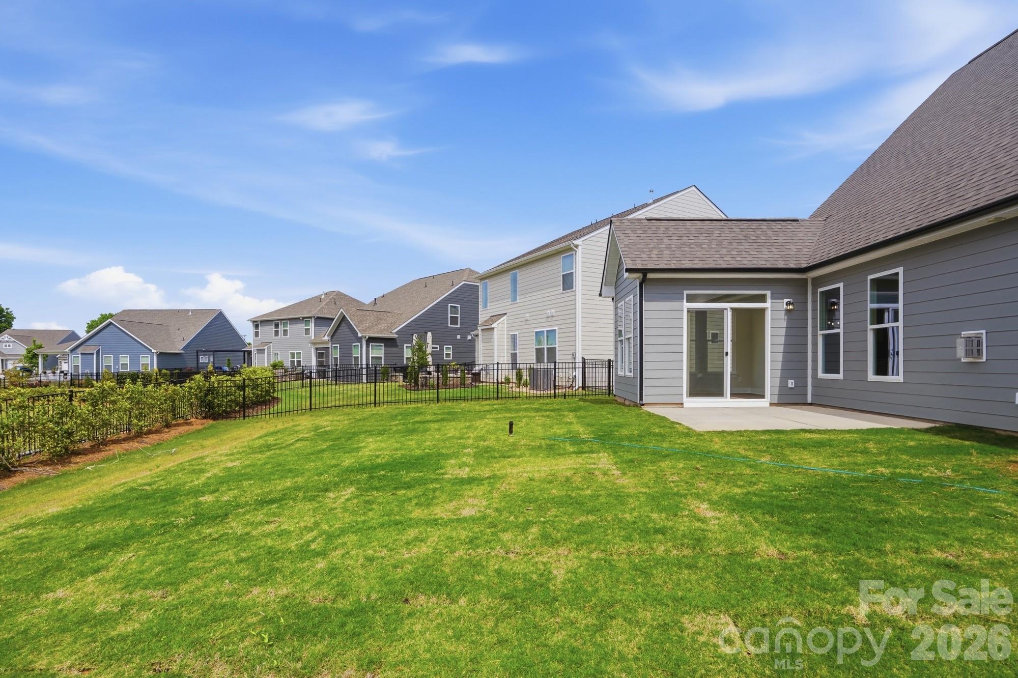 122 S Dunlavin Way — Mooresville