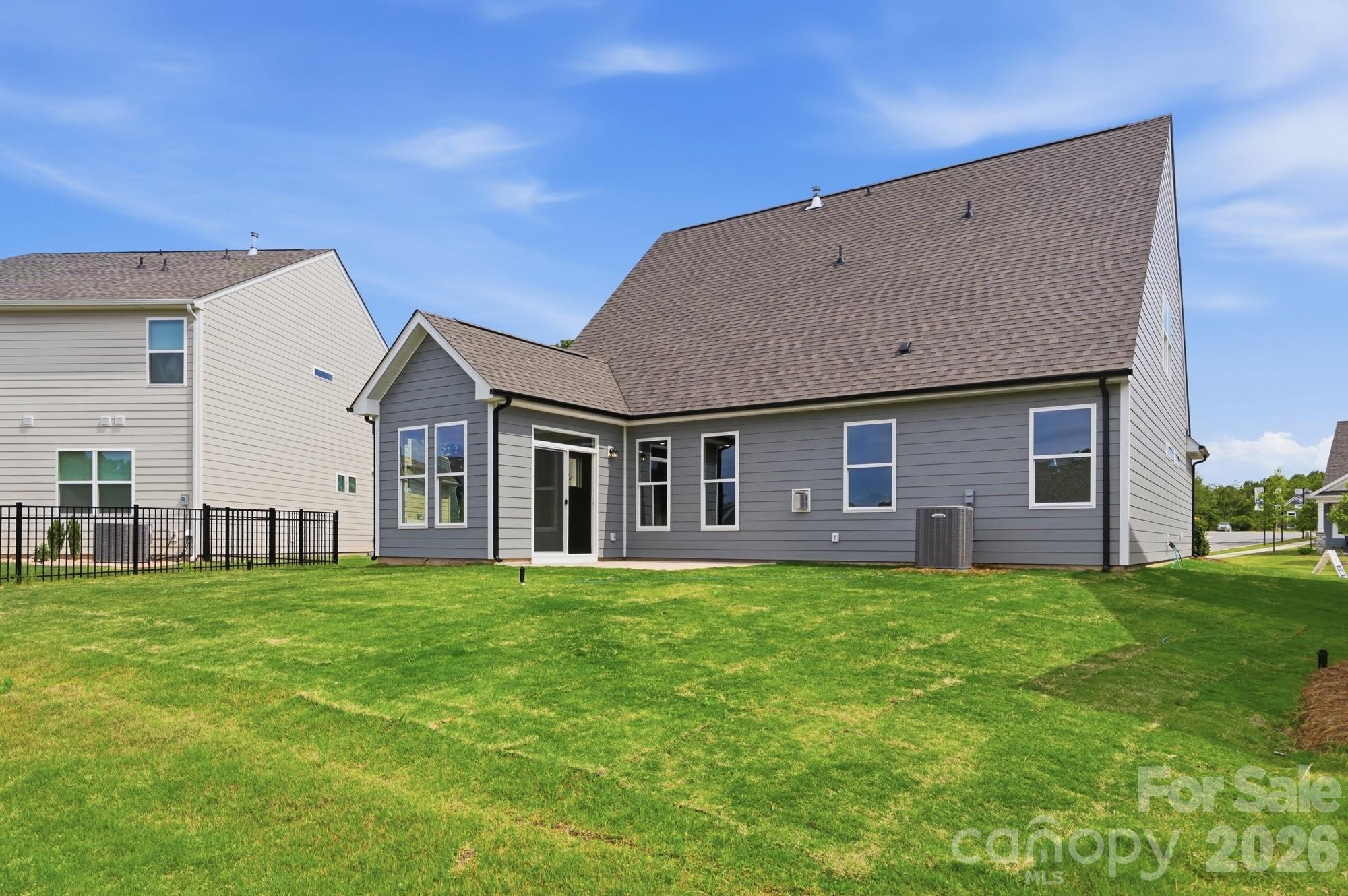 122 S Dunlavin Way — Mooresville