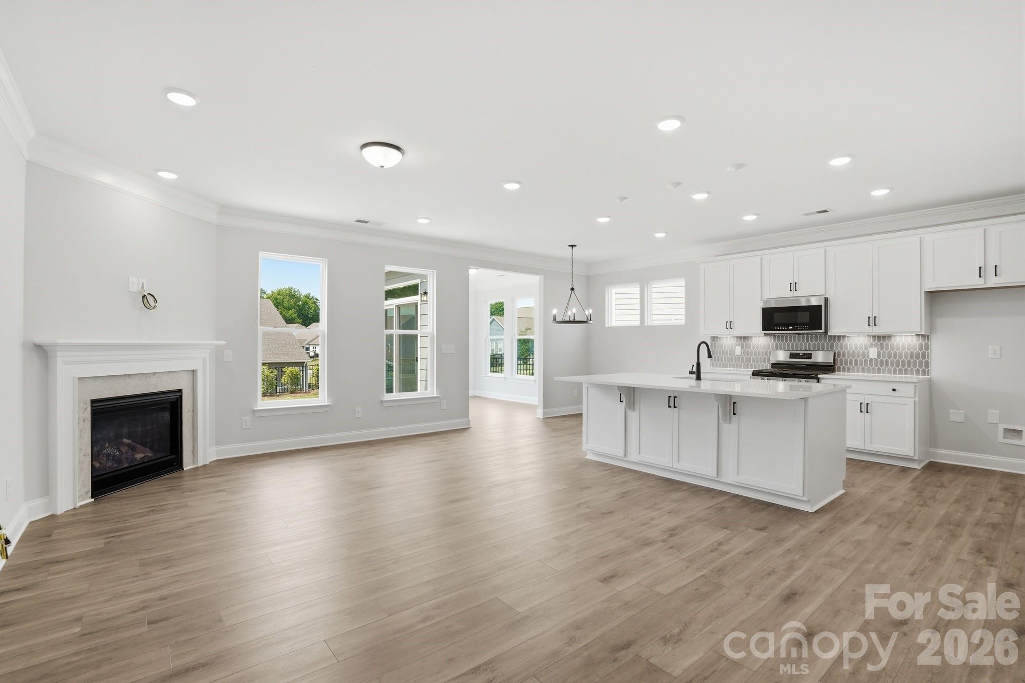 122 S Dunlavin Way — Mooresville