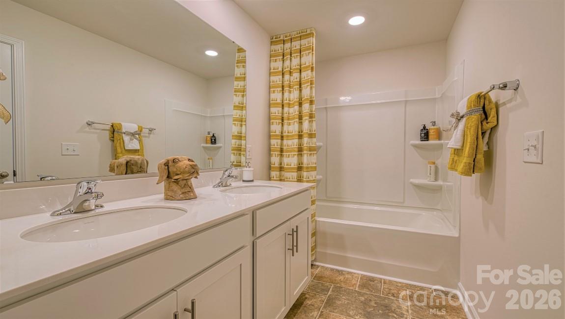 73 Ridgehaven Drive — Waynesville