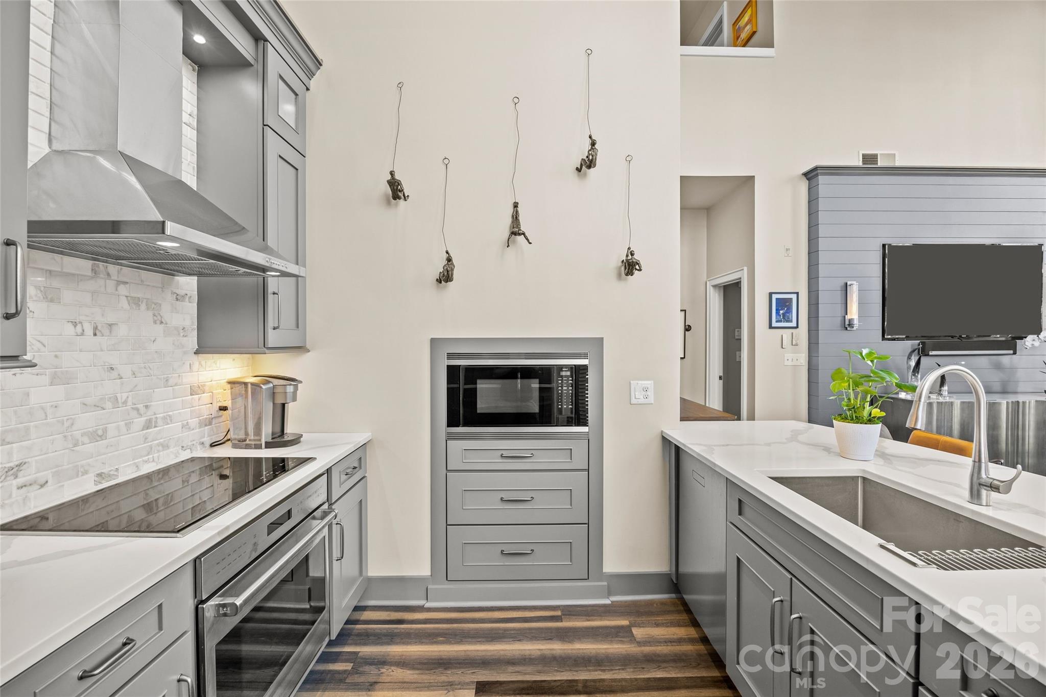 115 E Park Avenue #101 — Charlotte