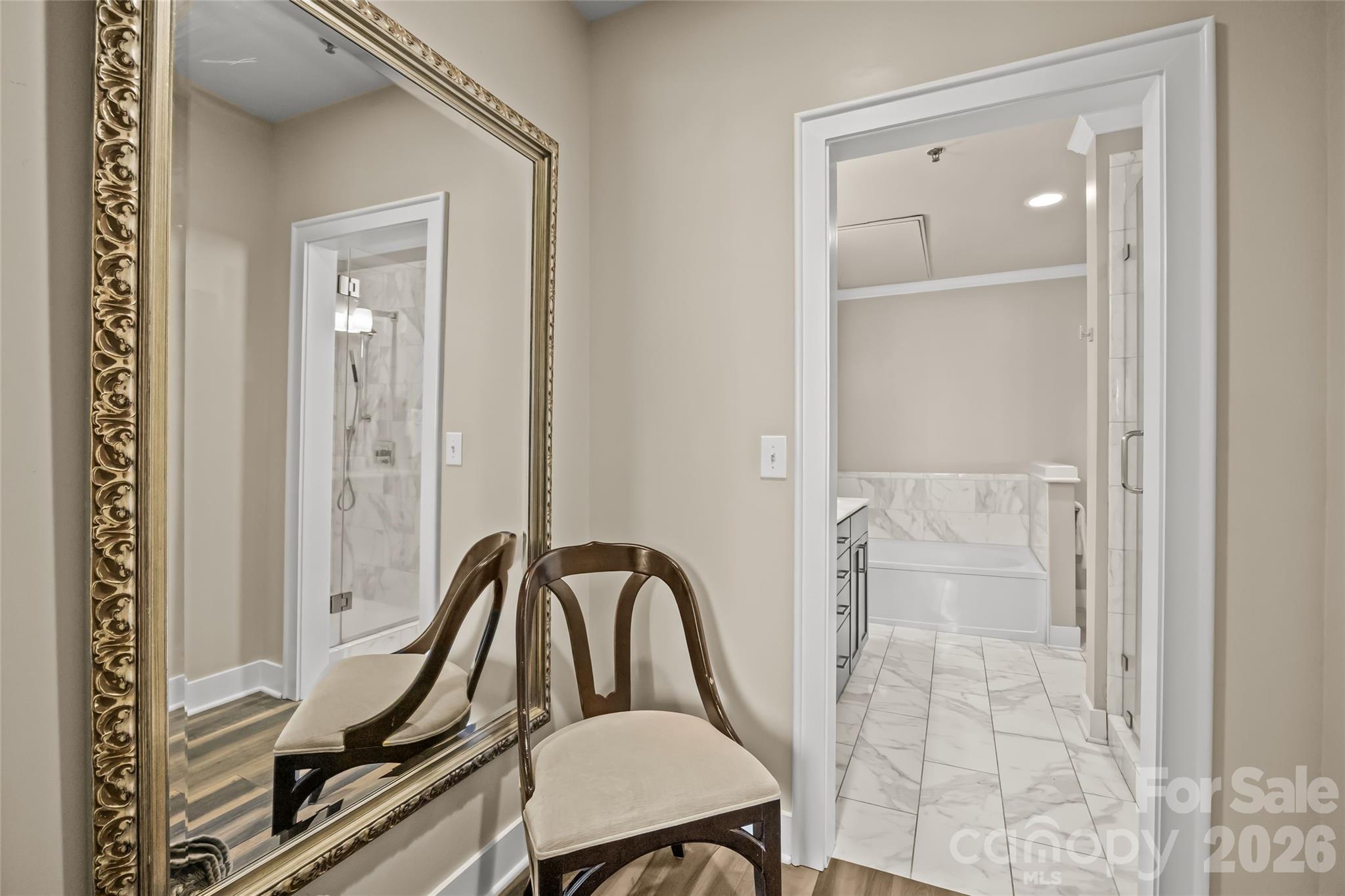115 E Park Avenue #101 — Charlotte
