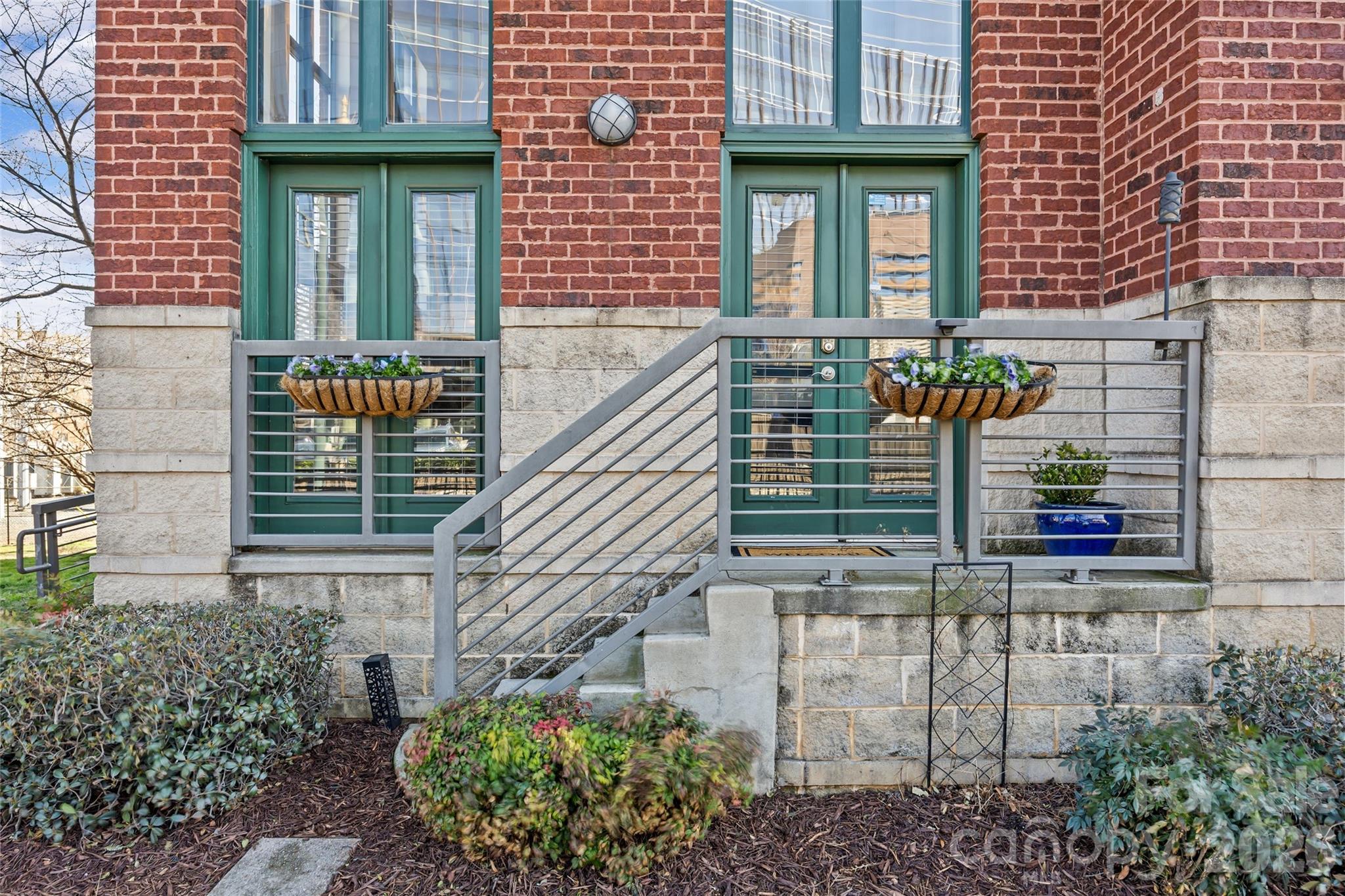 115 E Park Avenue #101 — Charlotte