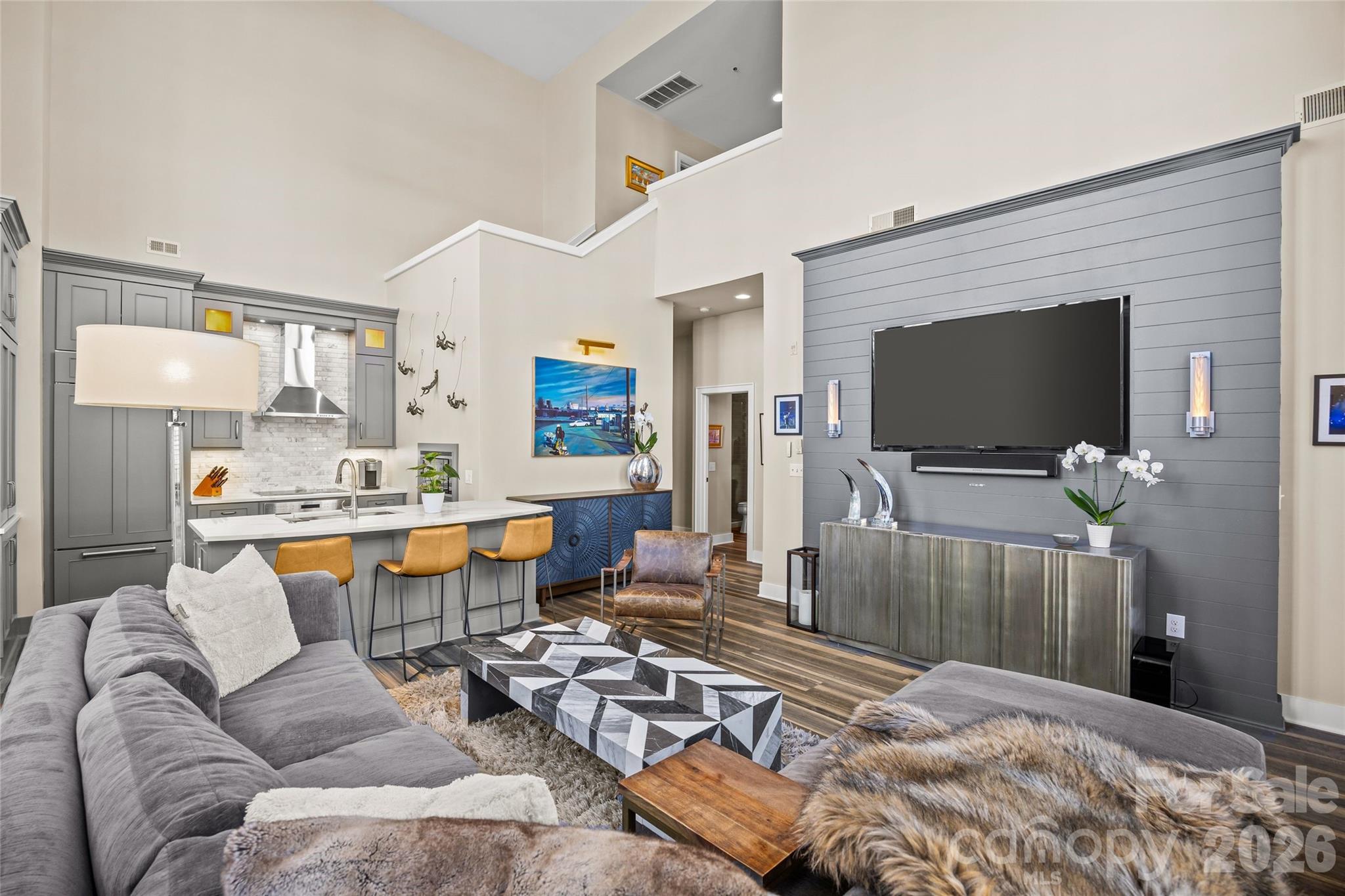 115 E Park Avenue #101 — Charlotte