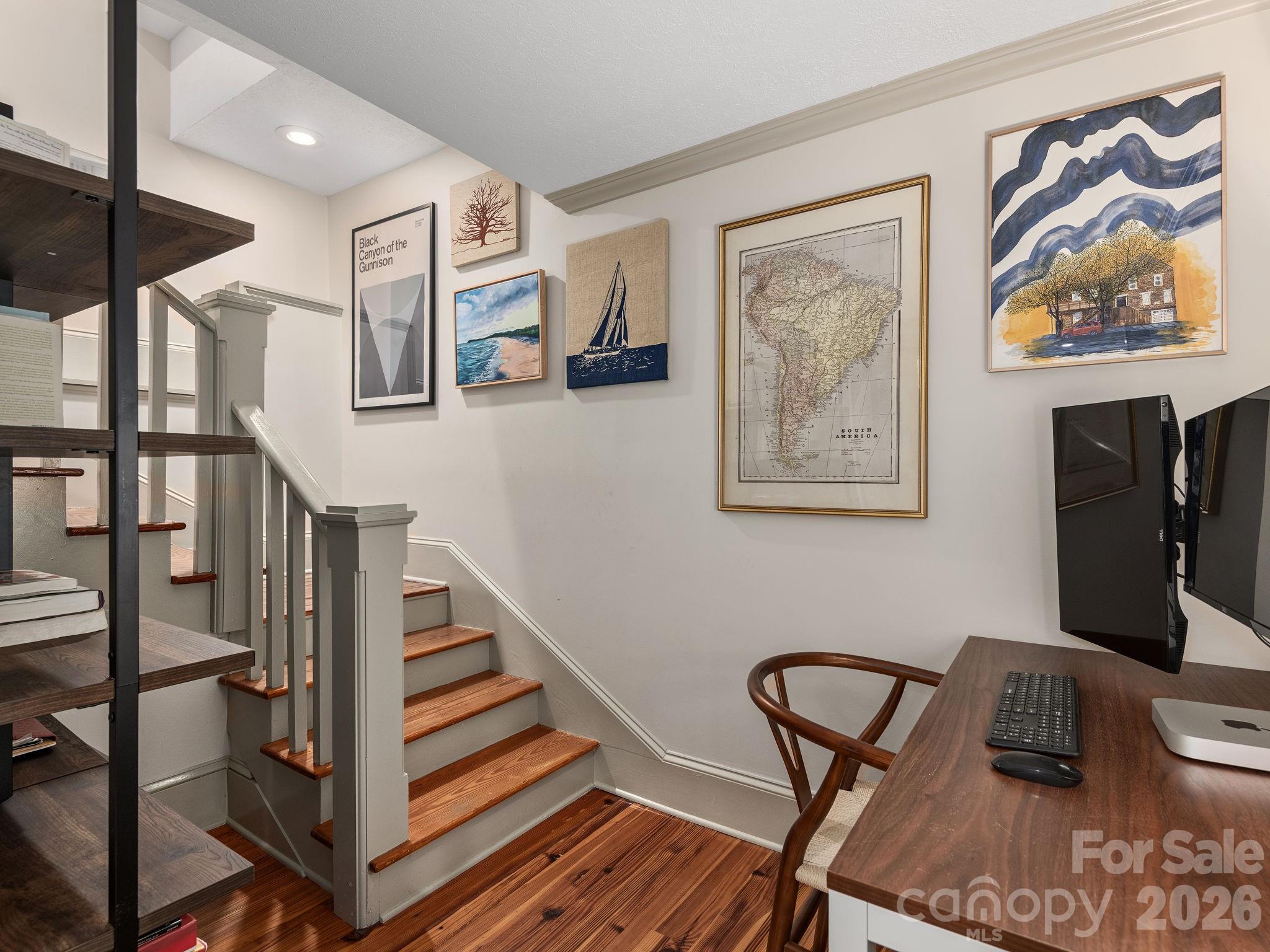 67 Cherokee Road — Asheville