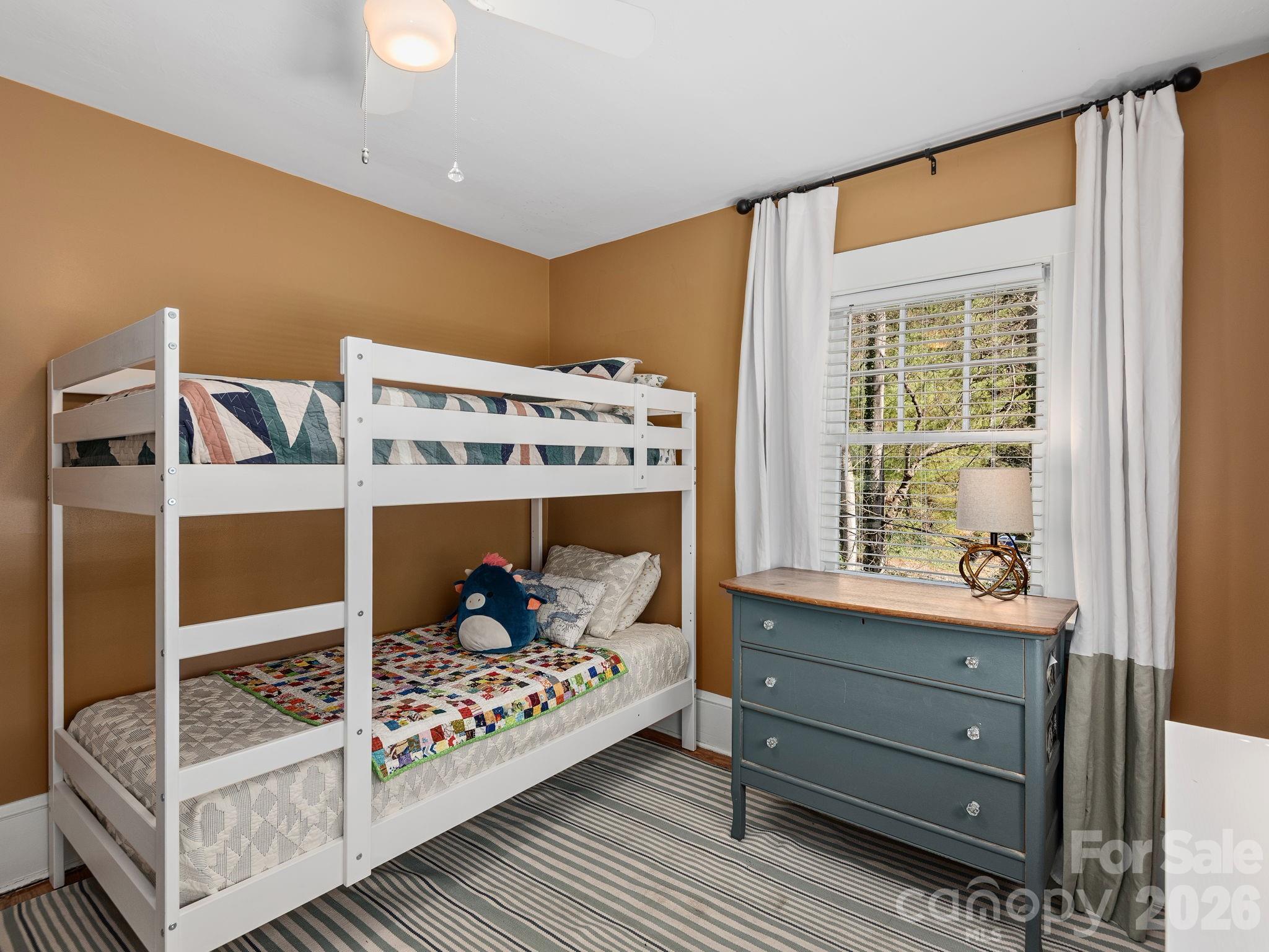 67 Cherokee Road — Asheville