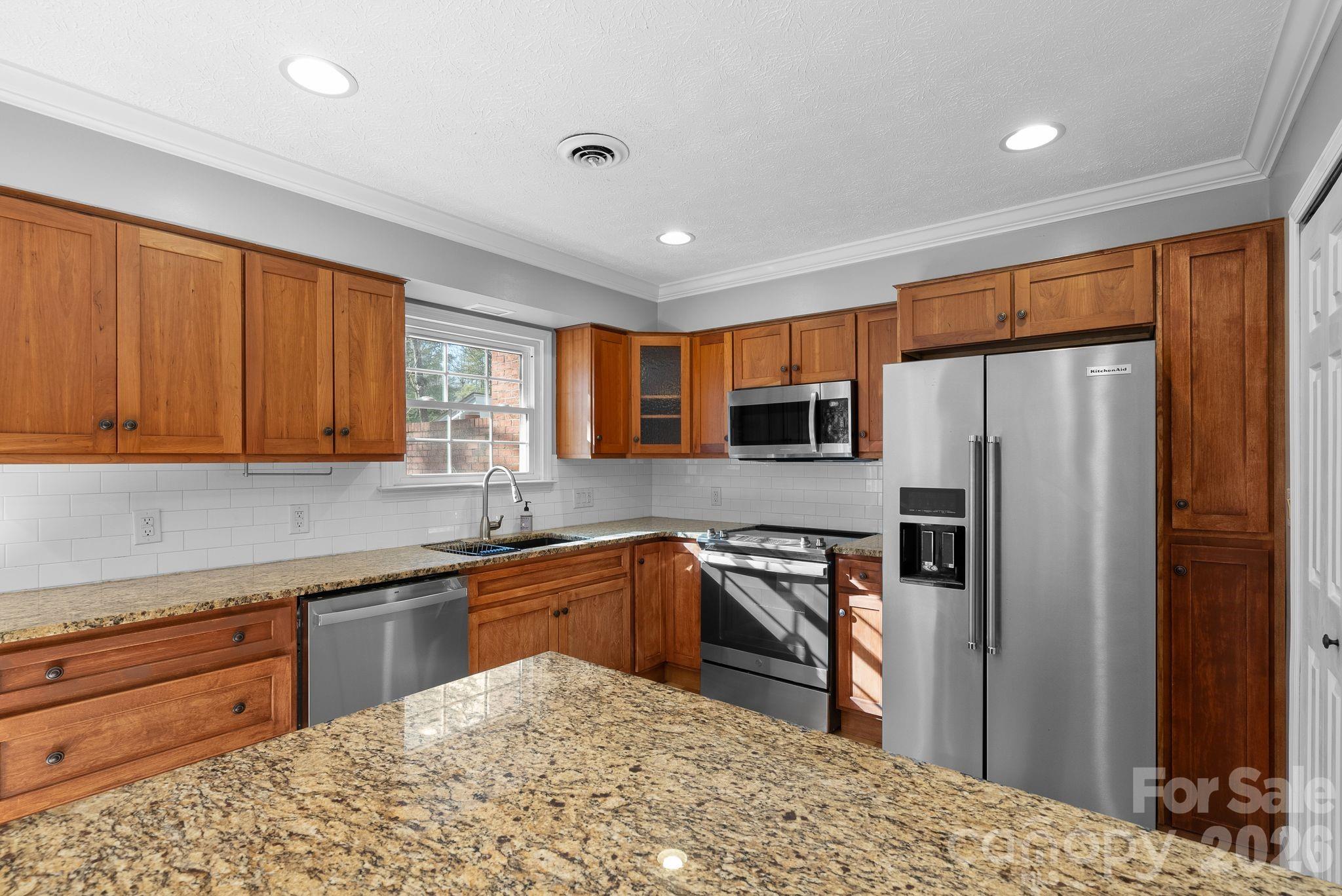 1411 Kensington Road — Hendersonville