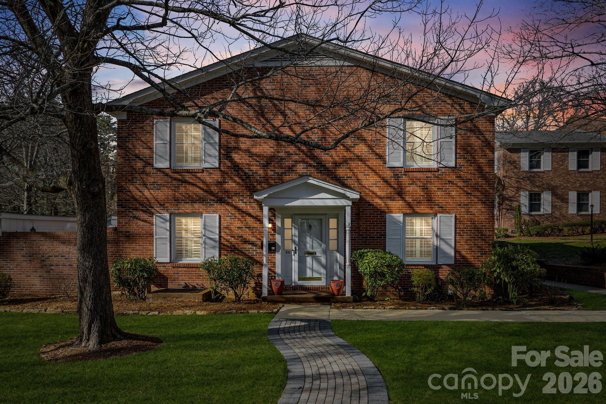 1411 Kensington Road — Hendersonville