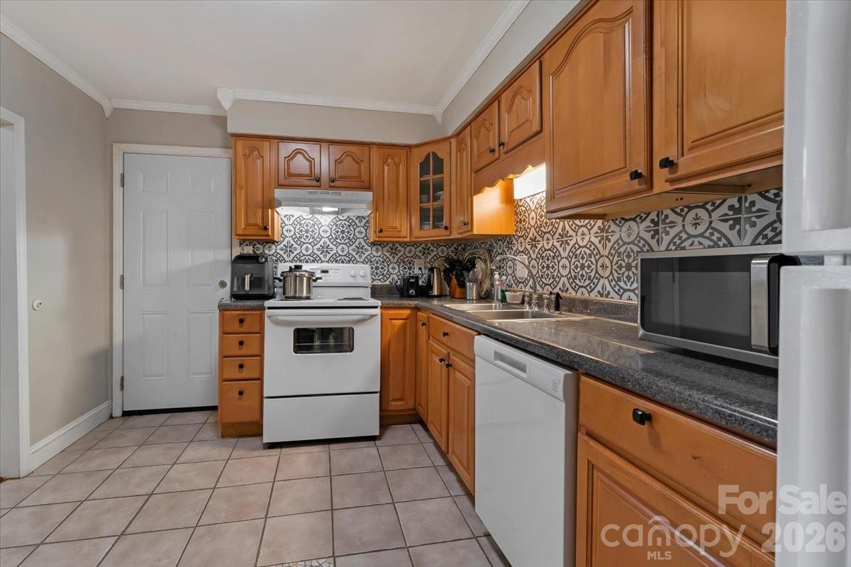7920 Shady Oak Trail — Charlotte