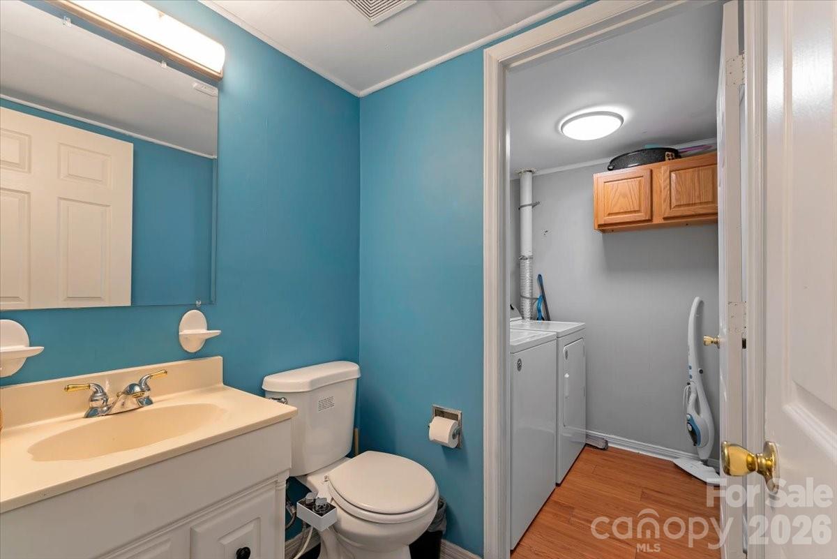7920 Shady Oak Trail — Charlotte