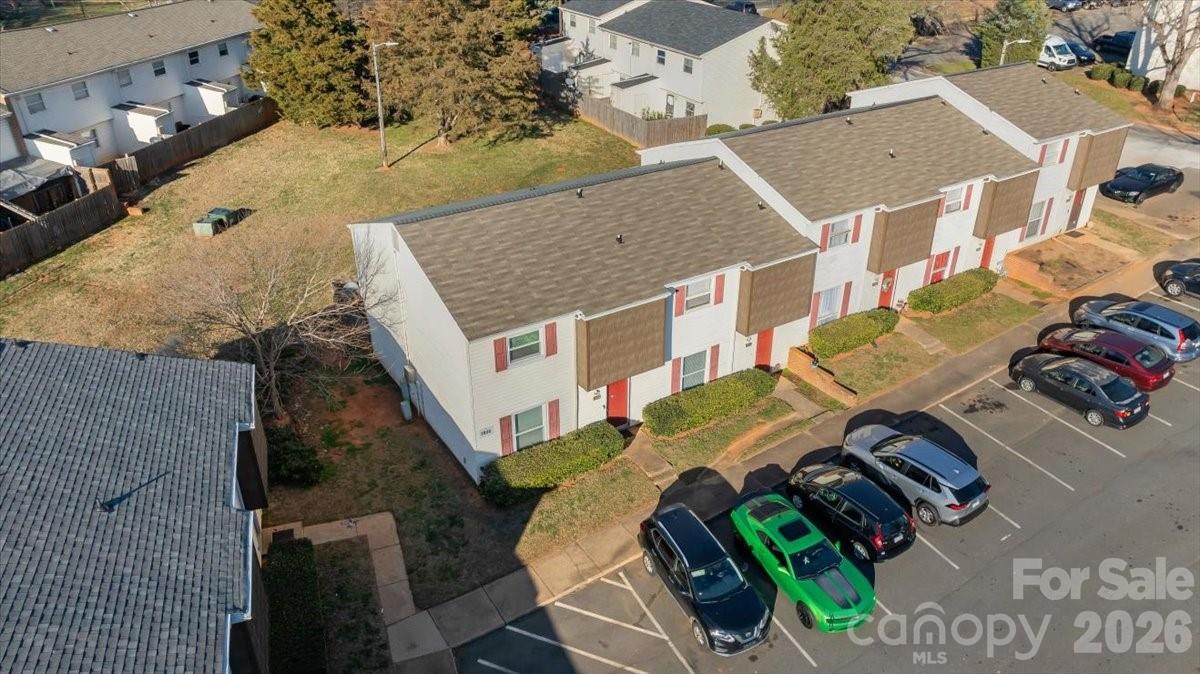 7920 Shady Oak Trail — Charlotte