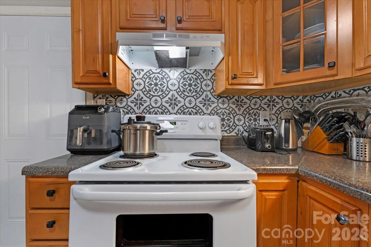 7920 Shady Oak Trail — Charlotte