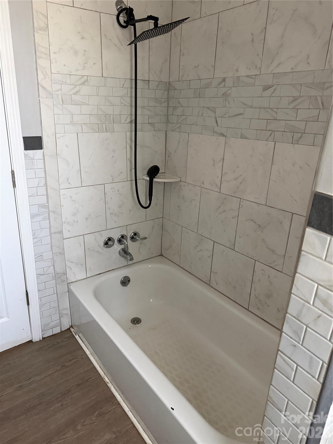 3724 Kathy Road — Morganton