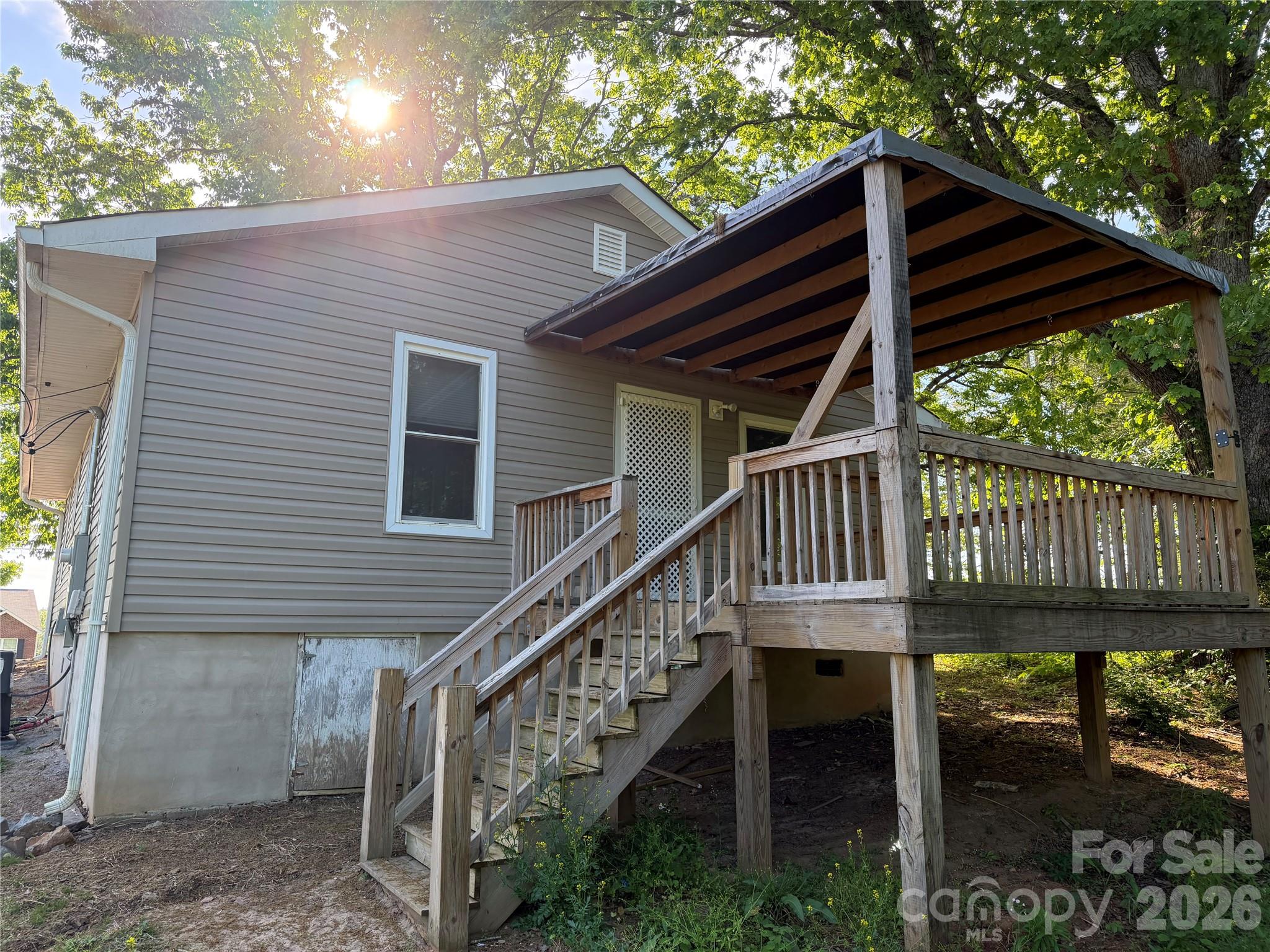 3724 Kathy Road — Morganton