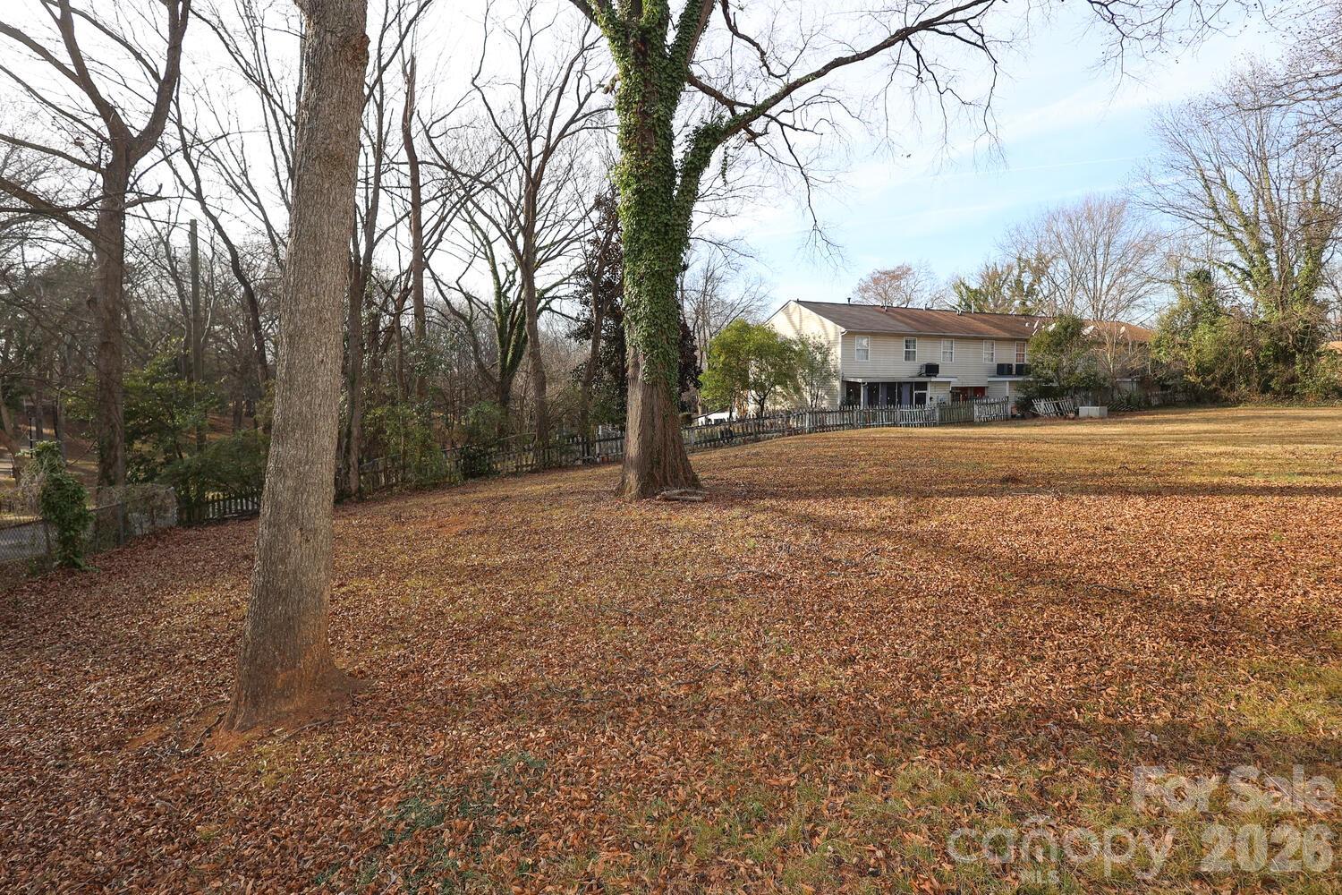 505 Campus Street — Charlotte