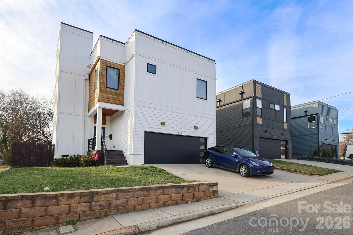 505 Campus Street — Charlotte