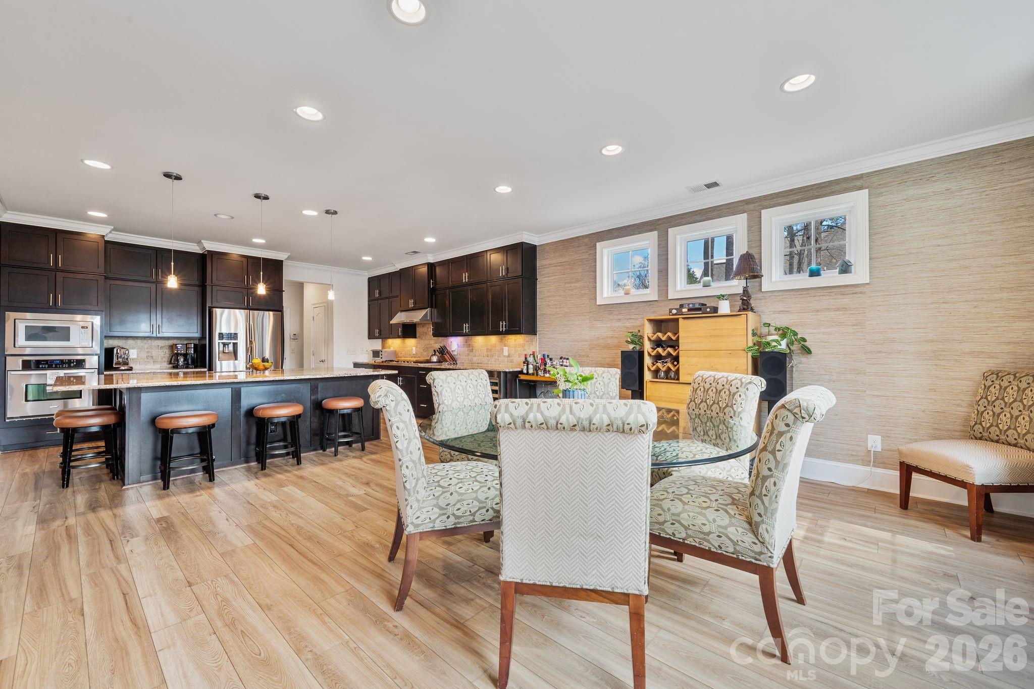 2404 Island Lake Drive — Charlotte